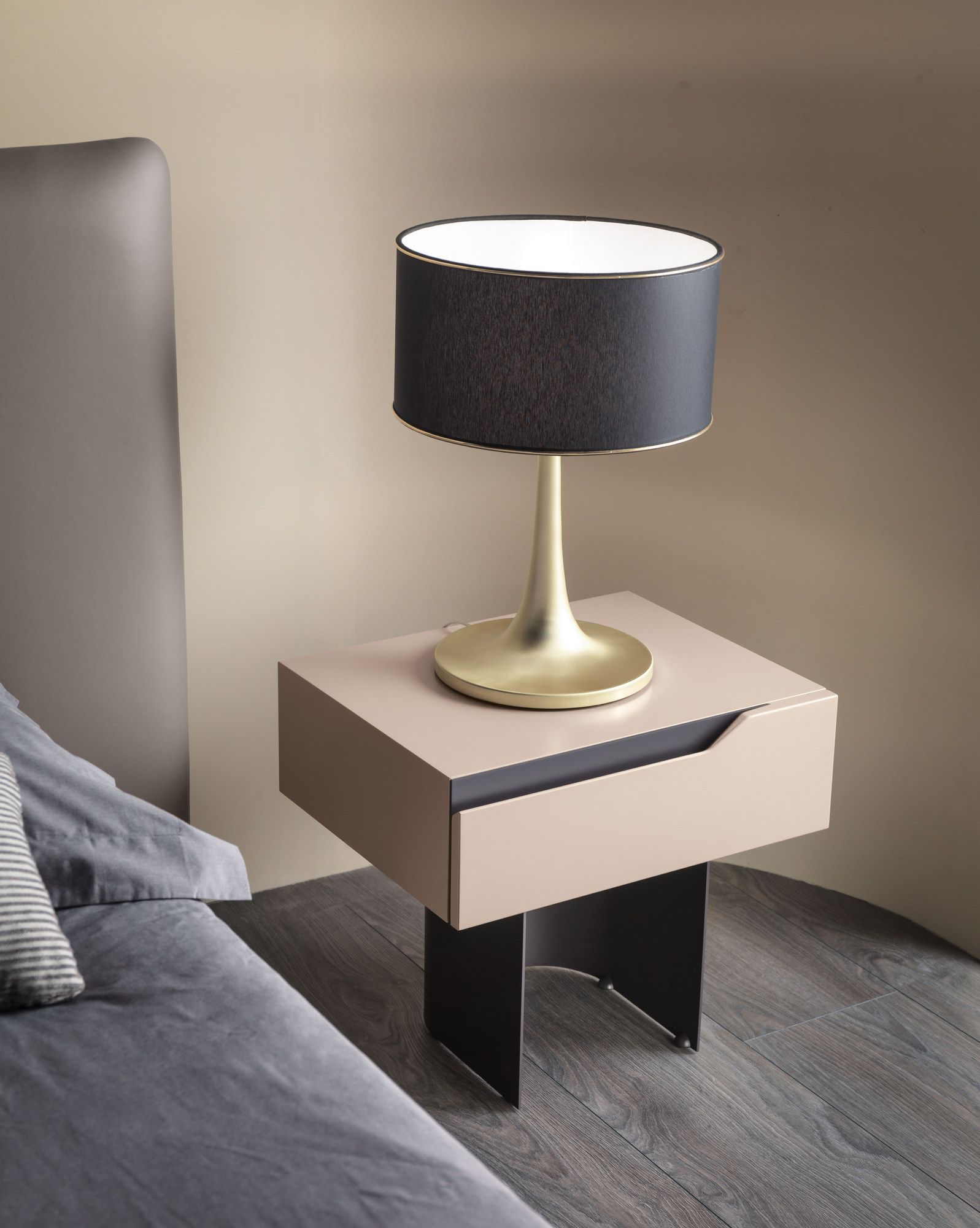 Деревянная прямоугольная тумбочка с ящиками Cantori ARCH-00019967 - Вид №4