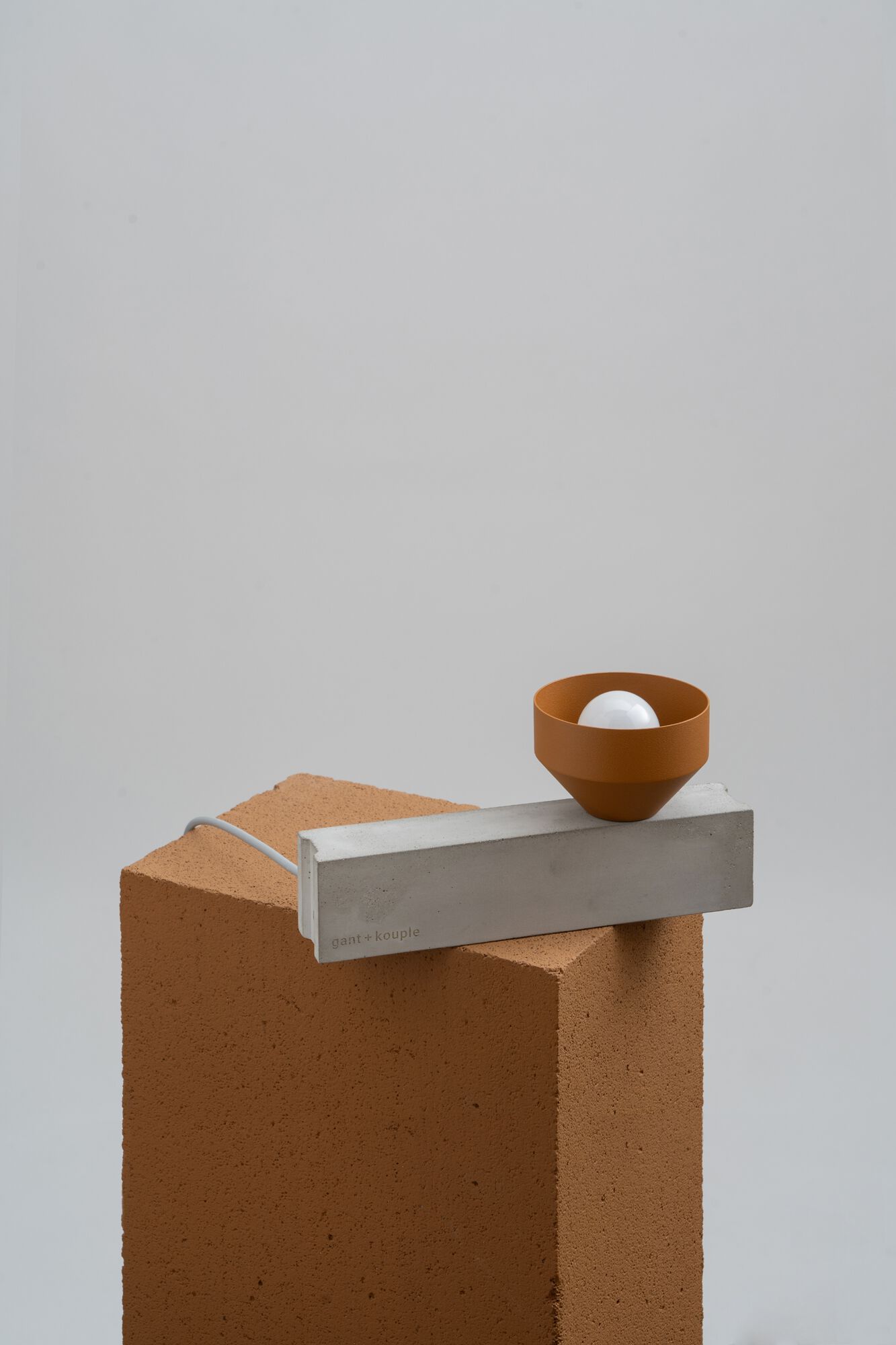 Настенный / настольный светильник из стали с порошковым покрытием и цемента +kouple блок ARCH-00141549 - Вид №6