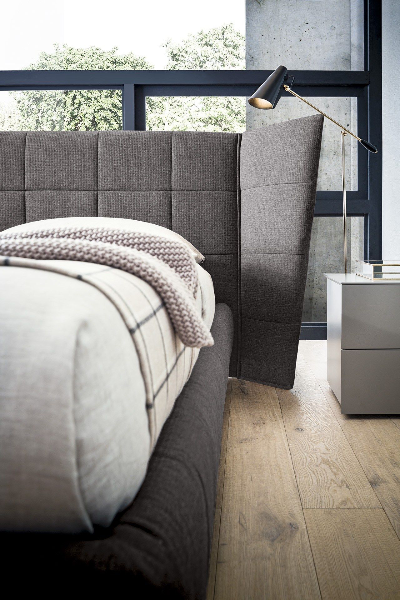 Двуспальная кровать для хранения ткани с мягким изголовьем Felis Bedstories ARCH-00113274 - Вид №3