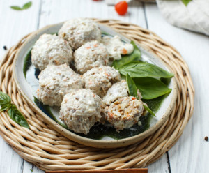 6757 Куриные ёжики в сливочном соусе (су-вид) Вкусляндия