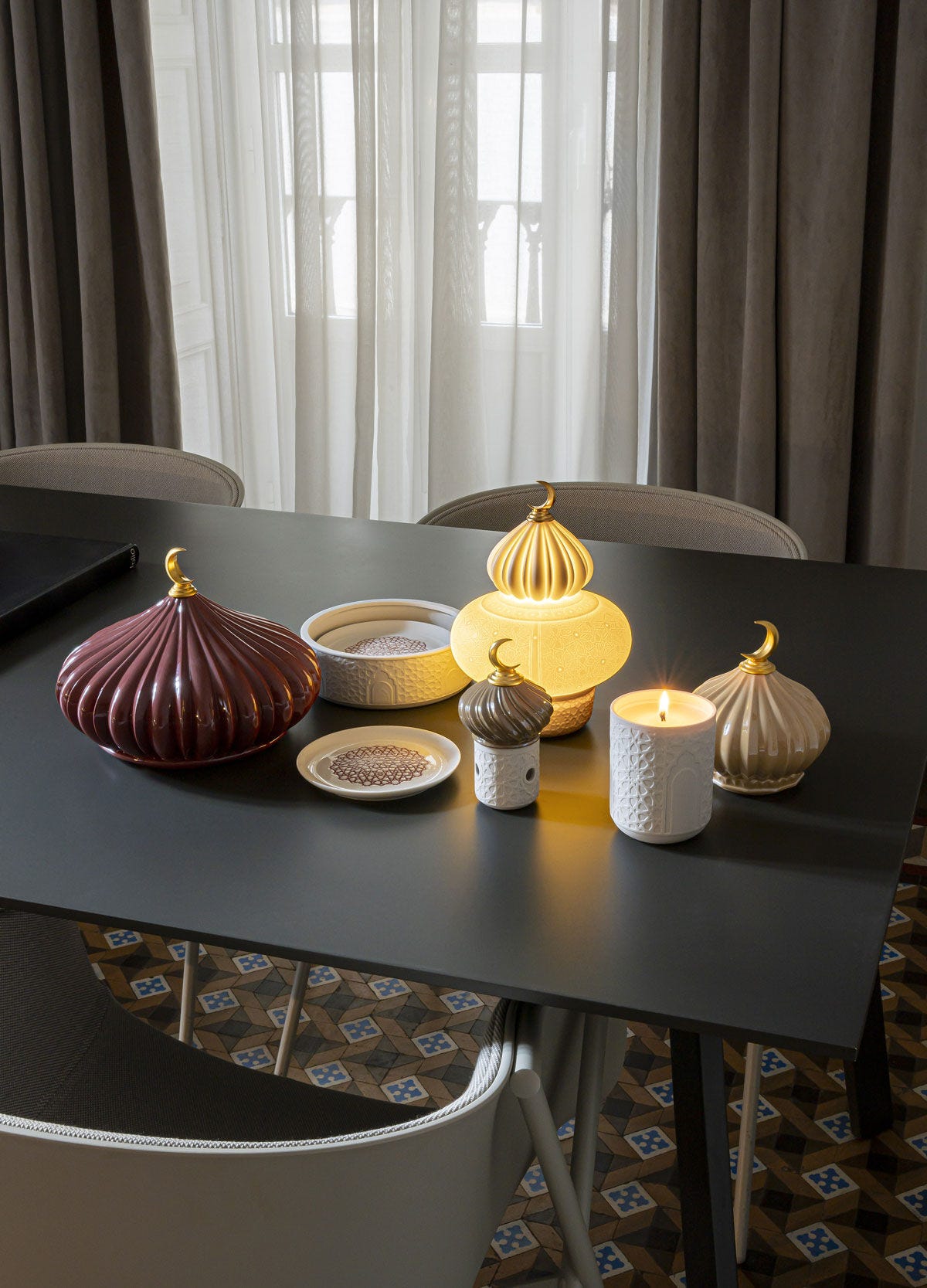 Фарфоровый парфюмер Lladró Majestic Nights ARCH-00083472 - Вид №1