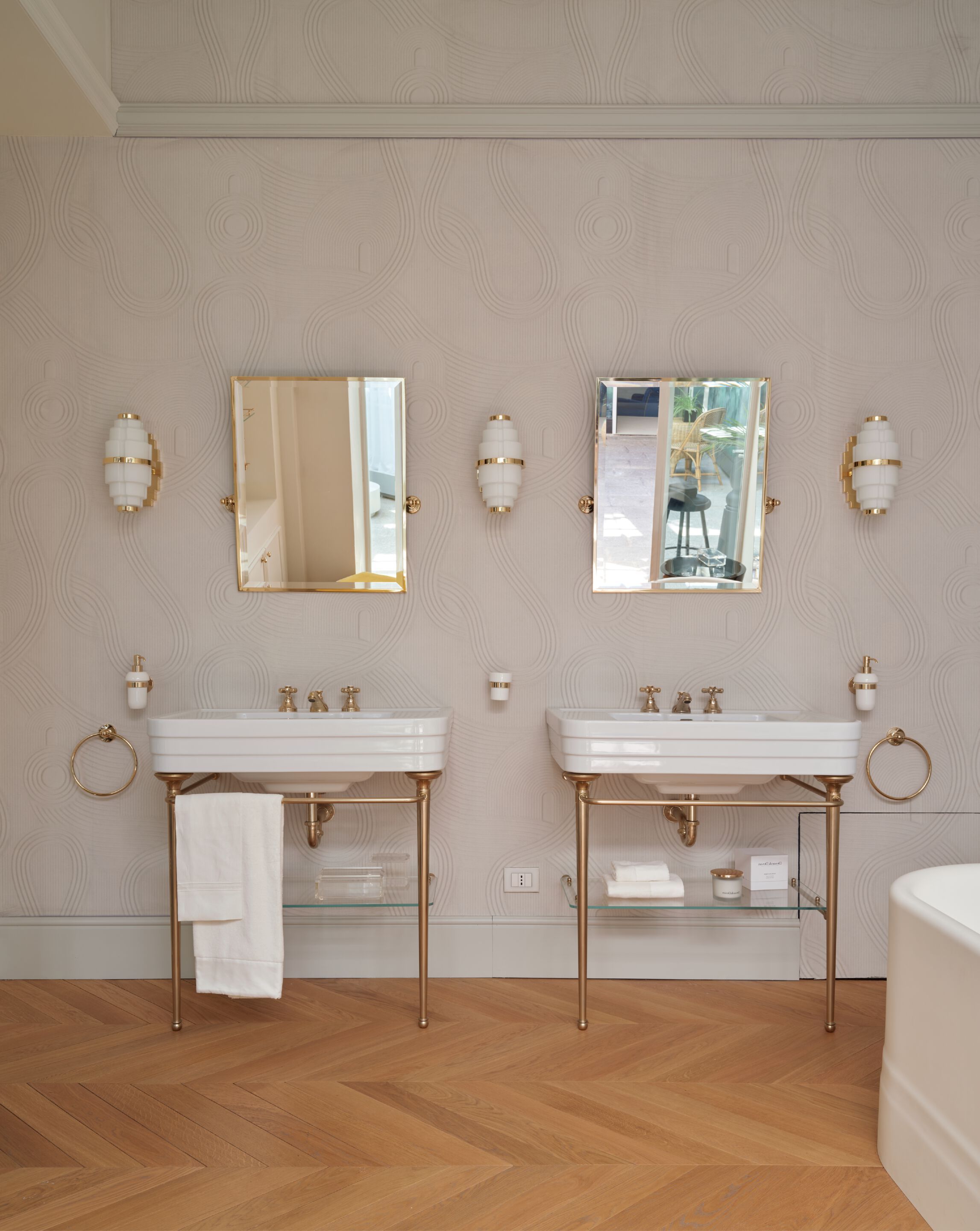 Настенный светильник из матового стекла Devon&Devon NOBEL ARCH-00007744 - Вид №1