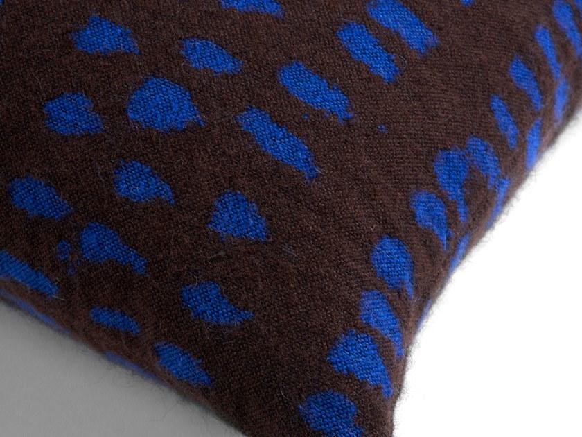 Ethnicraft Прямоугольная подушка из ткани для дивана Mystic ink 21068 - Вид №1