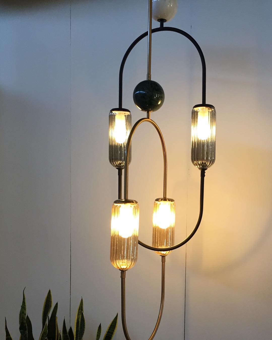 Aromas C1265 черный + белый мрамор подвесная люстра Clip 117440 - Вид №1