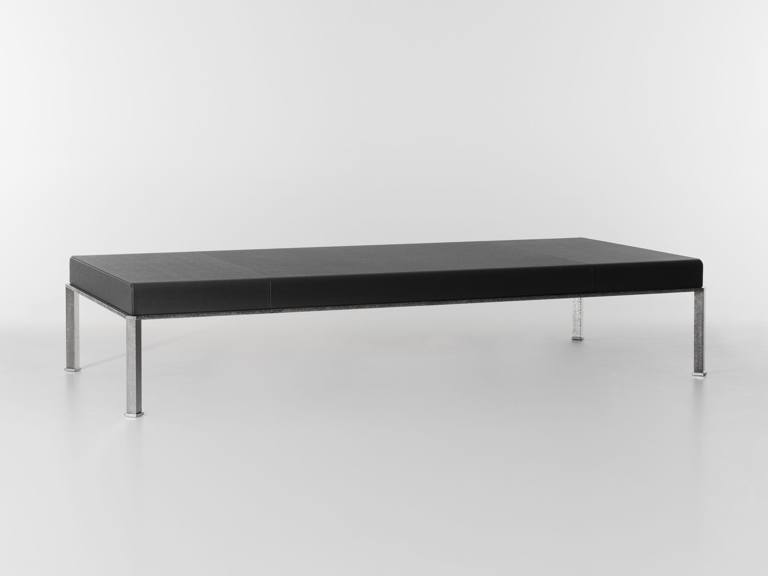 Прямоугольный кожаный журнальный столик Lorenzo Tondelli LEVARE ARCH-00068875