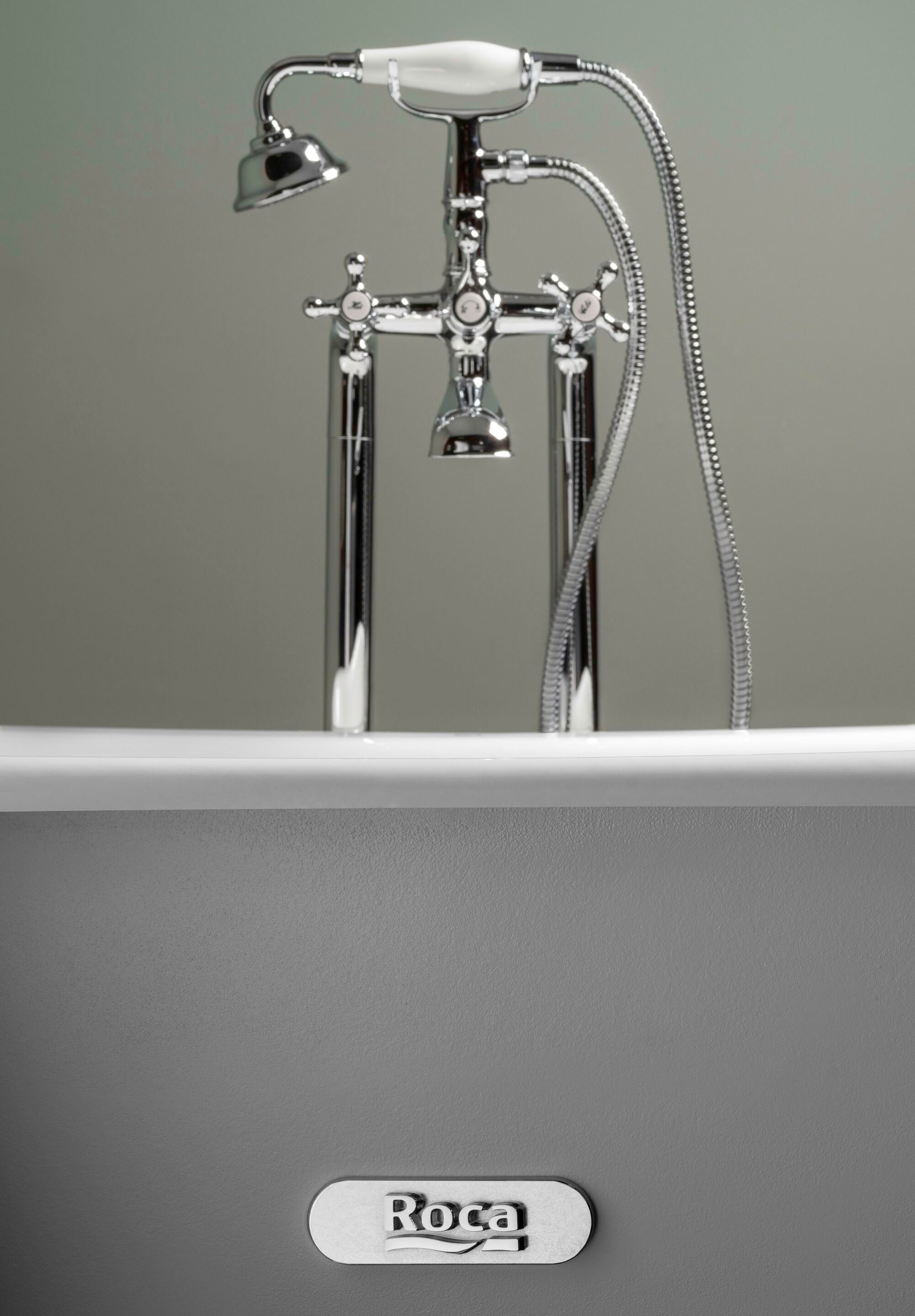 Овальная чугунная ванна на ногах Roca NEWCAST 233650 ARCH-00028470 - Вид №3