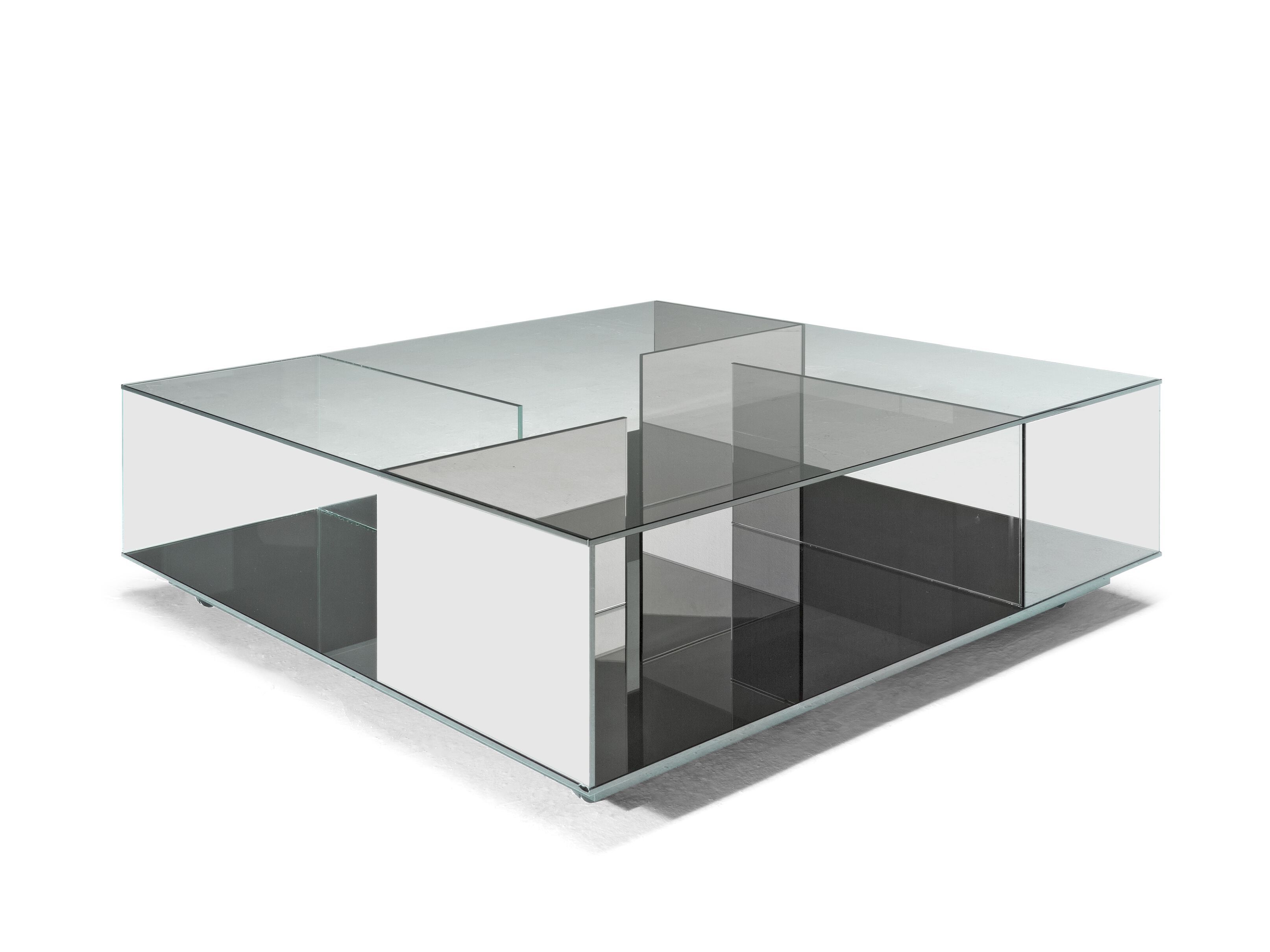 Стеклянный низкий квадратный журнальный столик с колесами Natuzzi Italia LABIRINTO ARCH-00068159