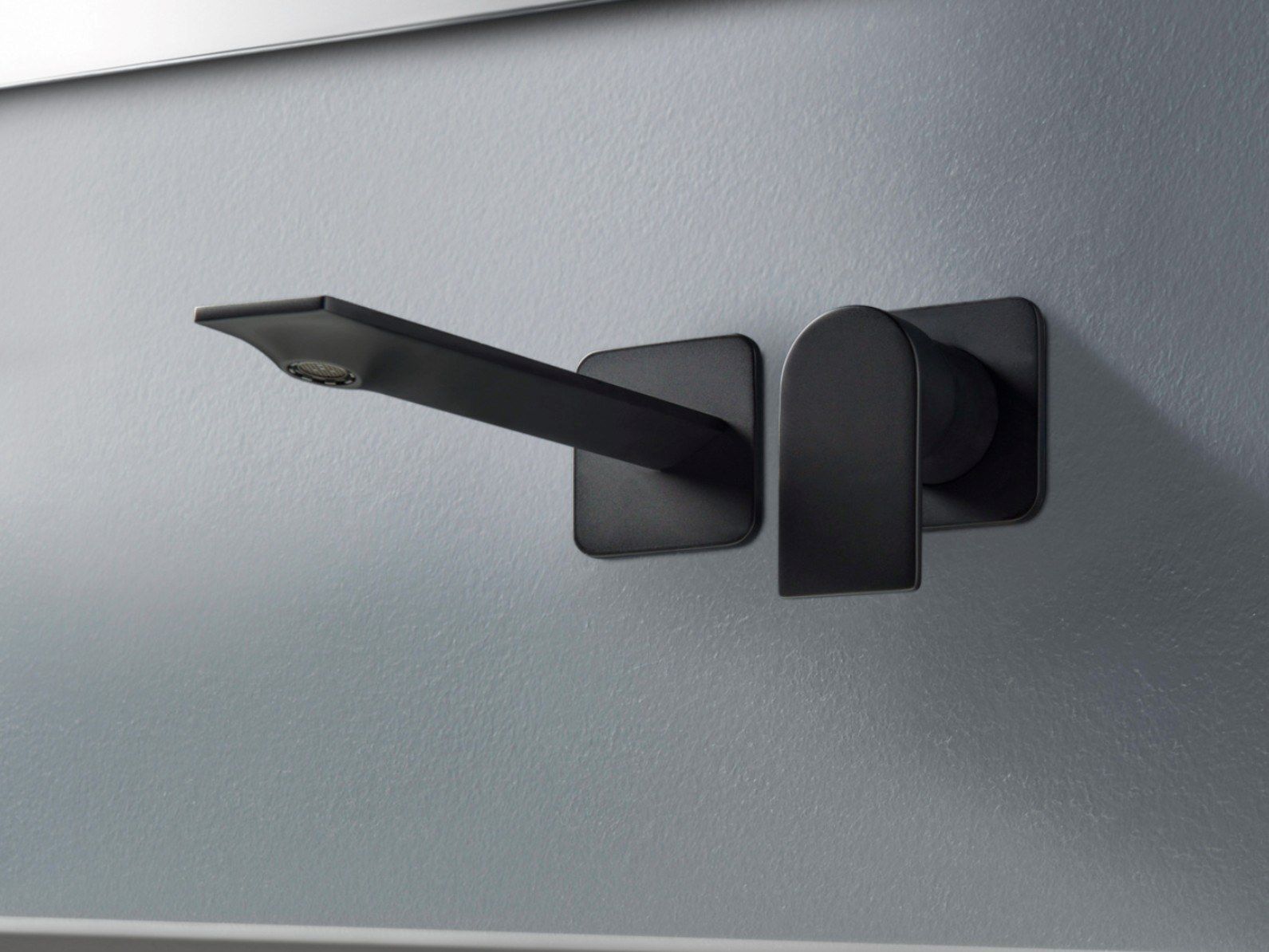 Однорычажный настенный смеситель для раковины с 2 отверстиями Rubinetterie Treemme Ran ARCH-00000774