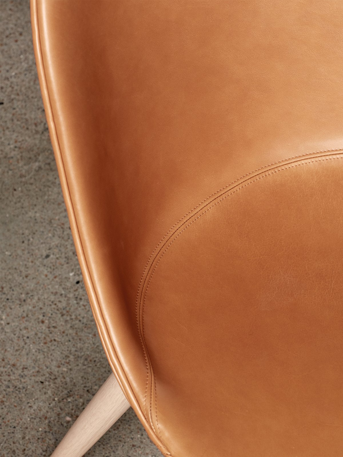 9395001-003101ZZ MENU Боковой обеденный стул Harbour, деревянная основа, обитый Черный дуб | Городской бархат - CA7832 / 031  - Вид №3