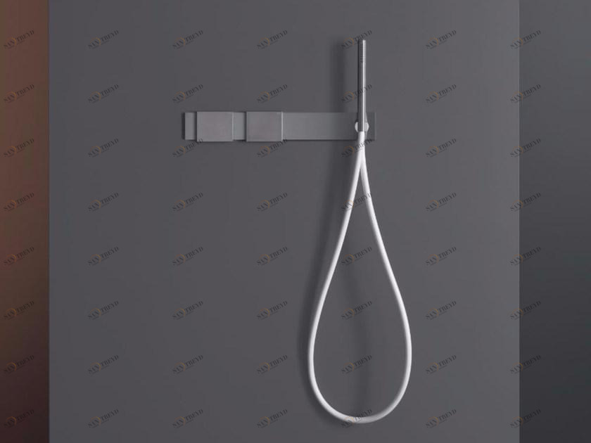 Ceadesign Гидропрогрессивные смесители для ванны / душа с ручным душем Regolo Reg 11