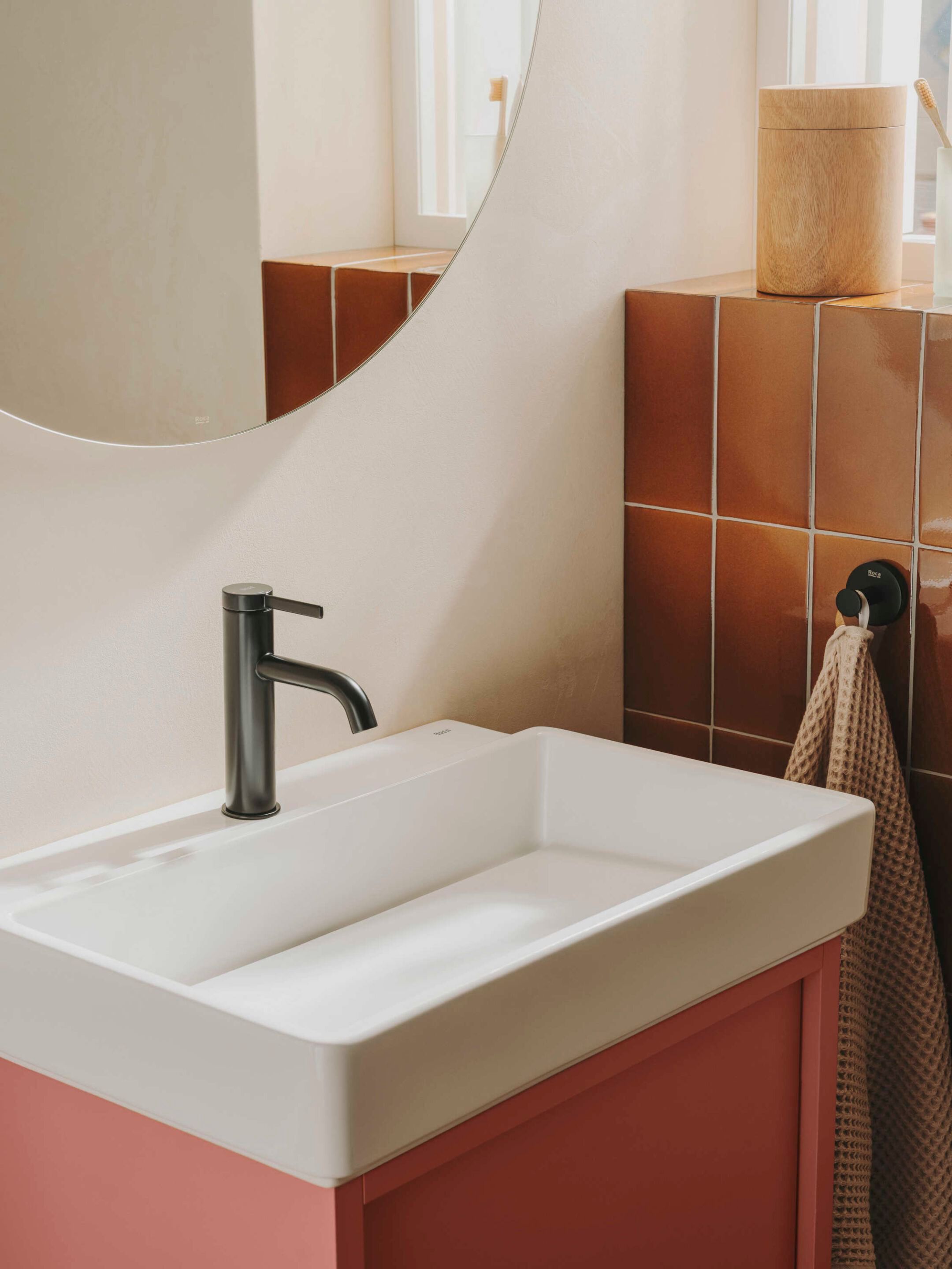 Металлическая вешалка для полотенец Roca Hotels ARCH-00138566 - Вид №2