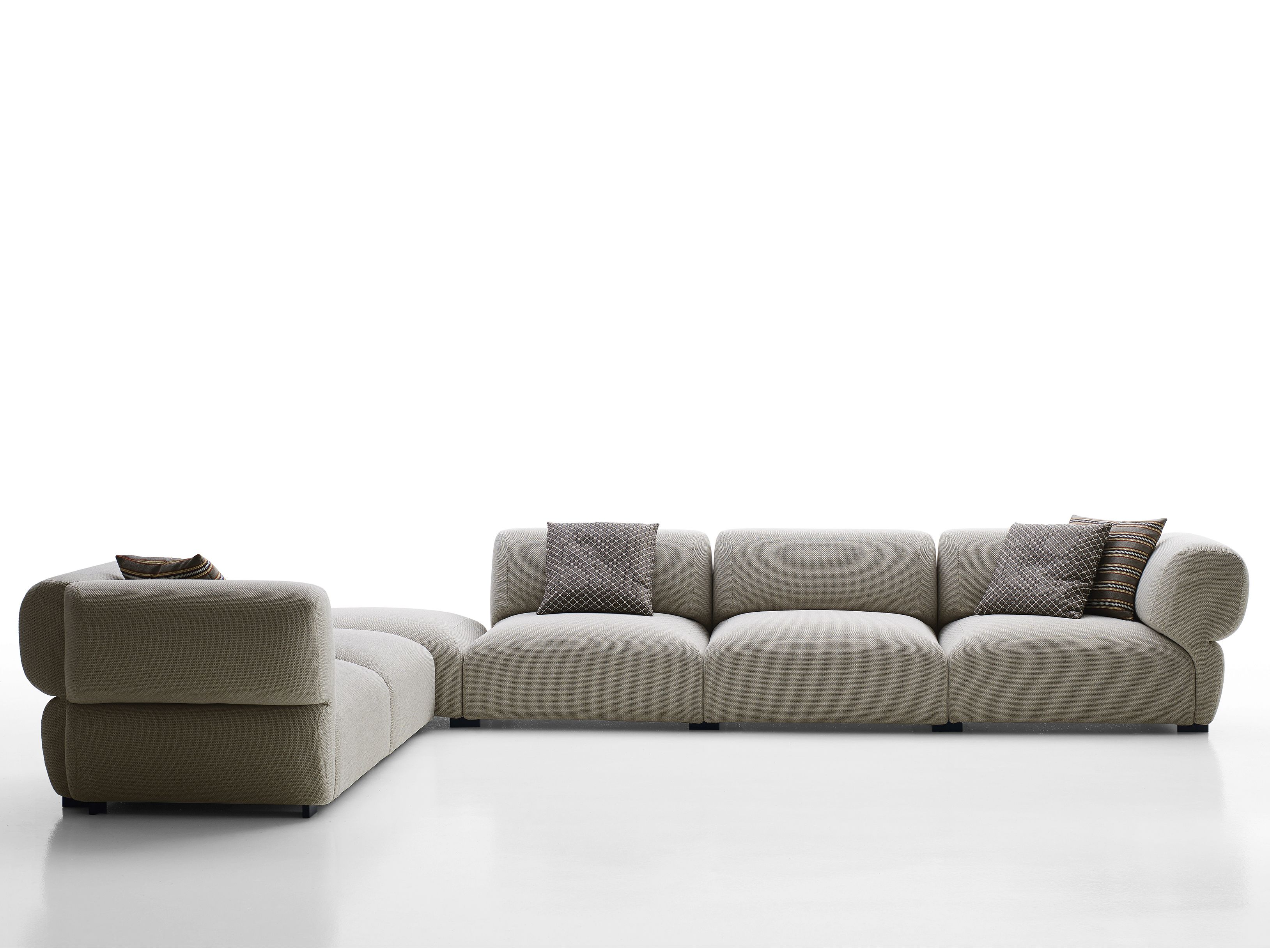 Секционный угловой диван из ткани B&B Italia Outdoor Butterfly ARCH-00072051