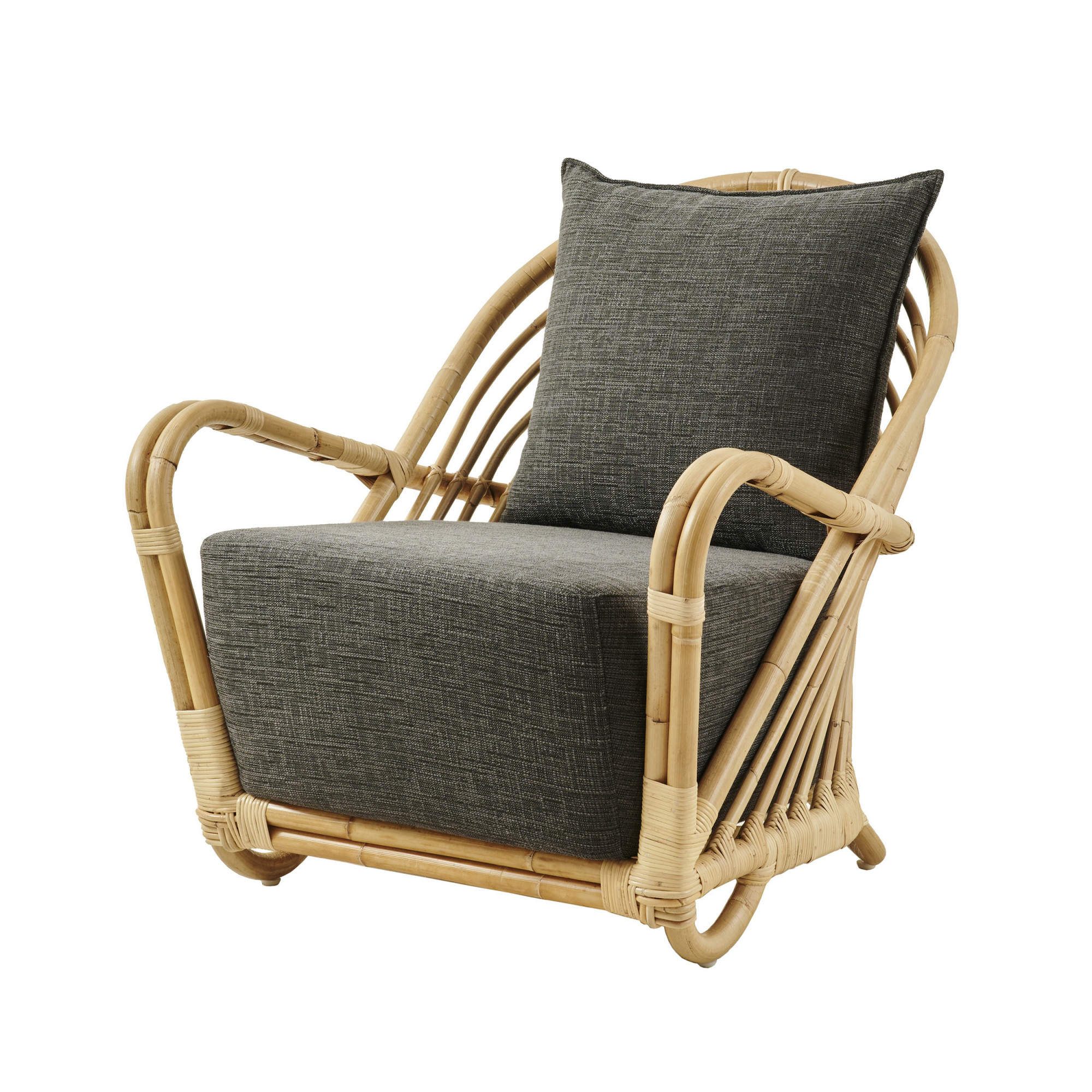 2000983245021 Кресло ACTONA Charlottenborg 