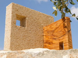 Безделушка / скульптура из камня Лечче и оливкового дерева