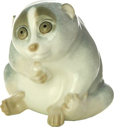 10628798 Императорский фарфоровый завод Скульптура "Лори" "Серый" Фарфор твердый 