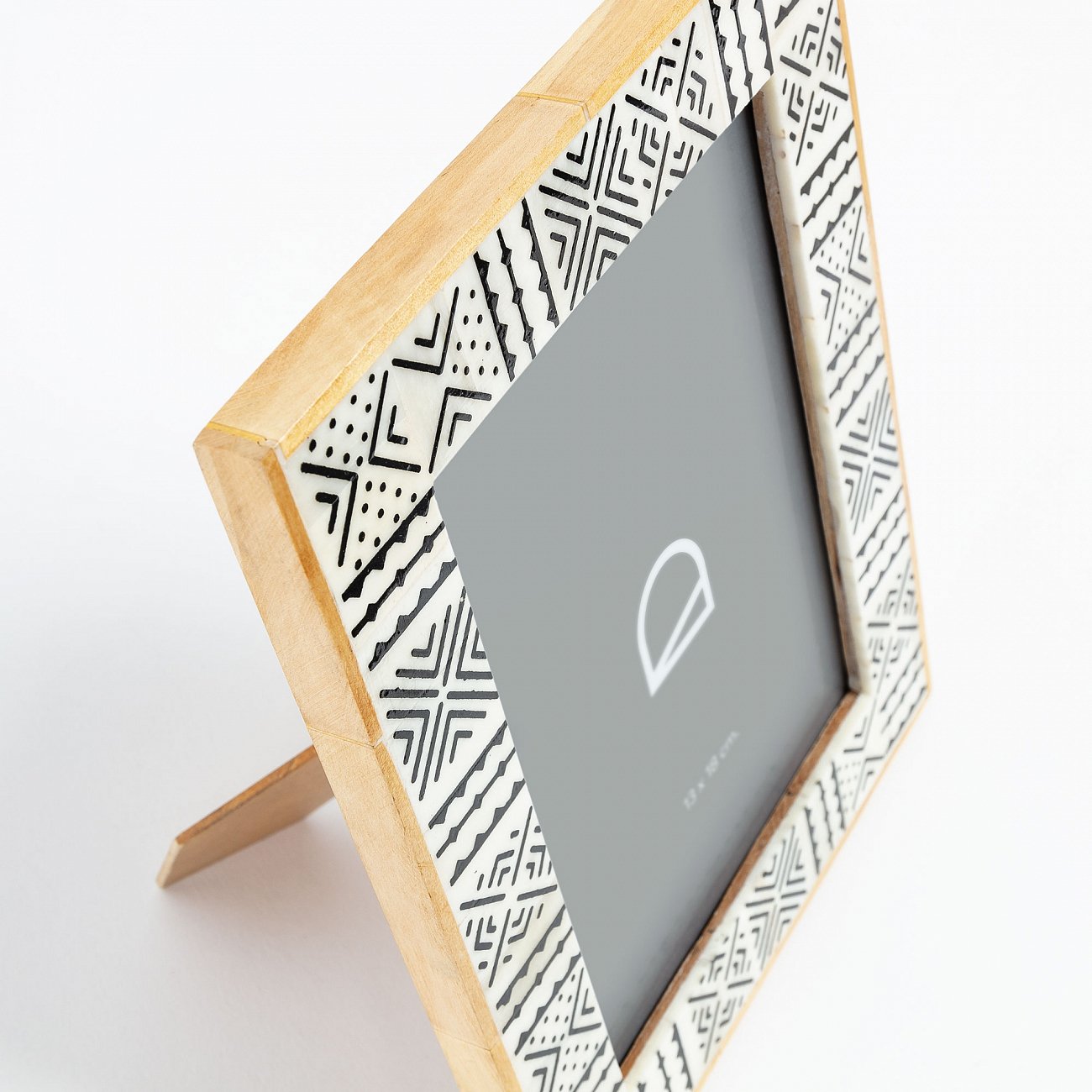 Фоторамка с подставкой серая с бежевым 13x18 см Dieter от La Forma LA FORMA  00-3865217 Бежевый;серый  - Вид №1