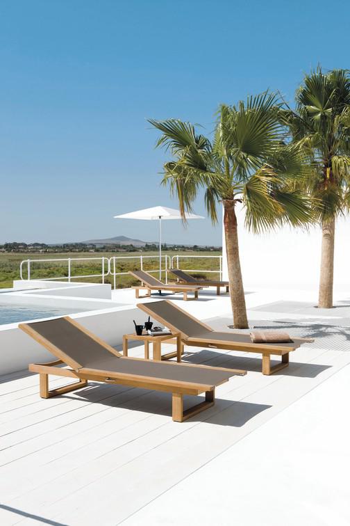 MNST111 Журнальные столики из teakа 120см x 120см Manutti Siena - Вид №6