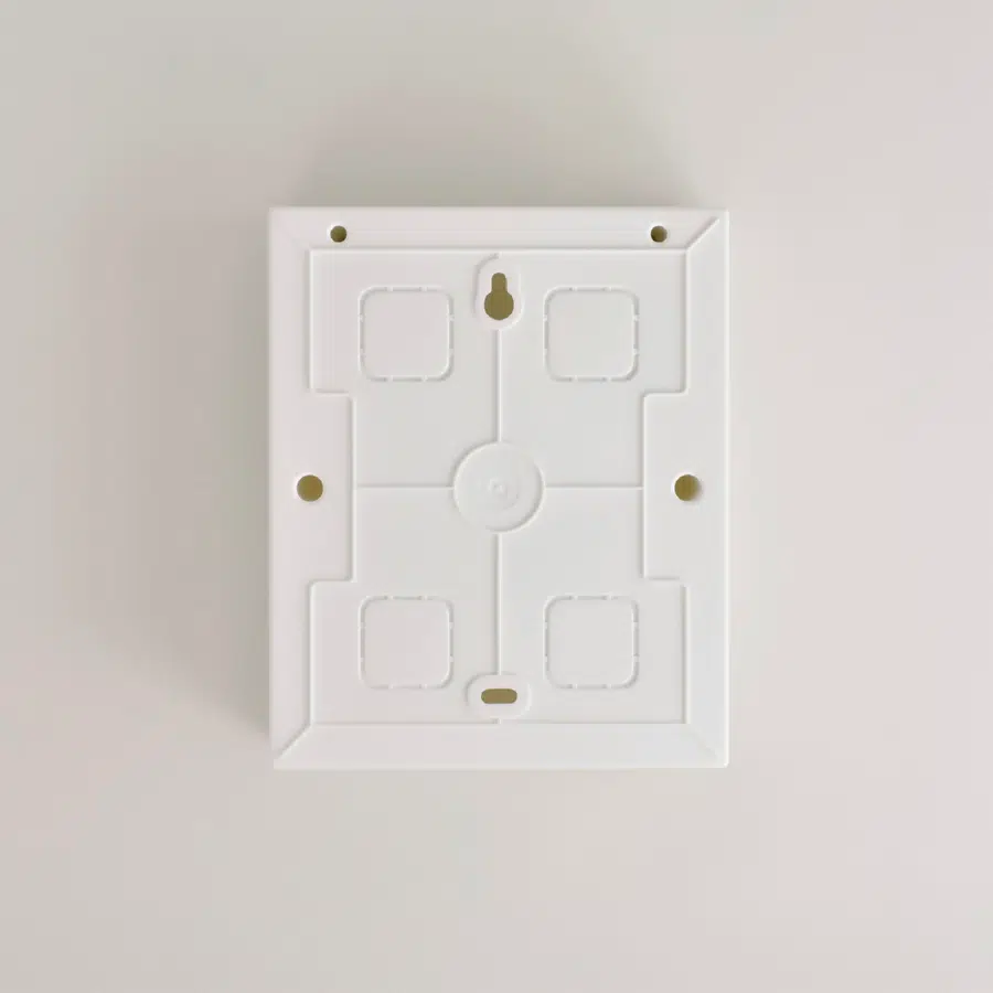 LUXRAY Бокс с прозрачной крышкой ЩРН-П-6 для наружной установки 6-и модульных устройств LEZARD 731-2000-006 - Вид №4