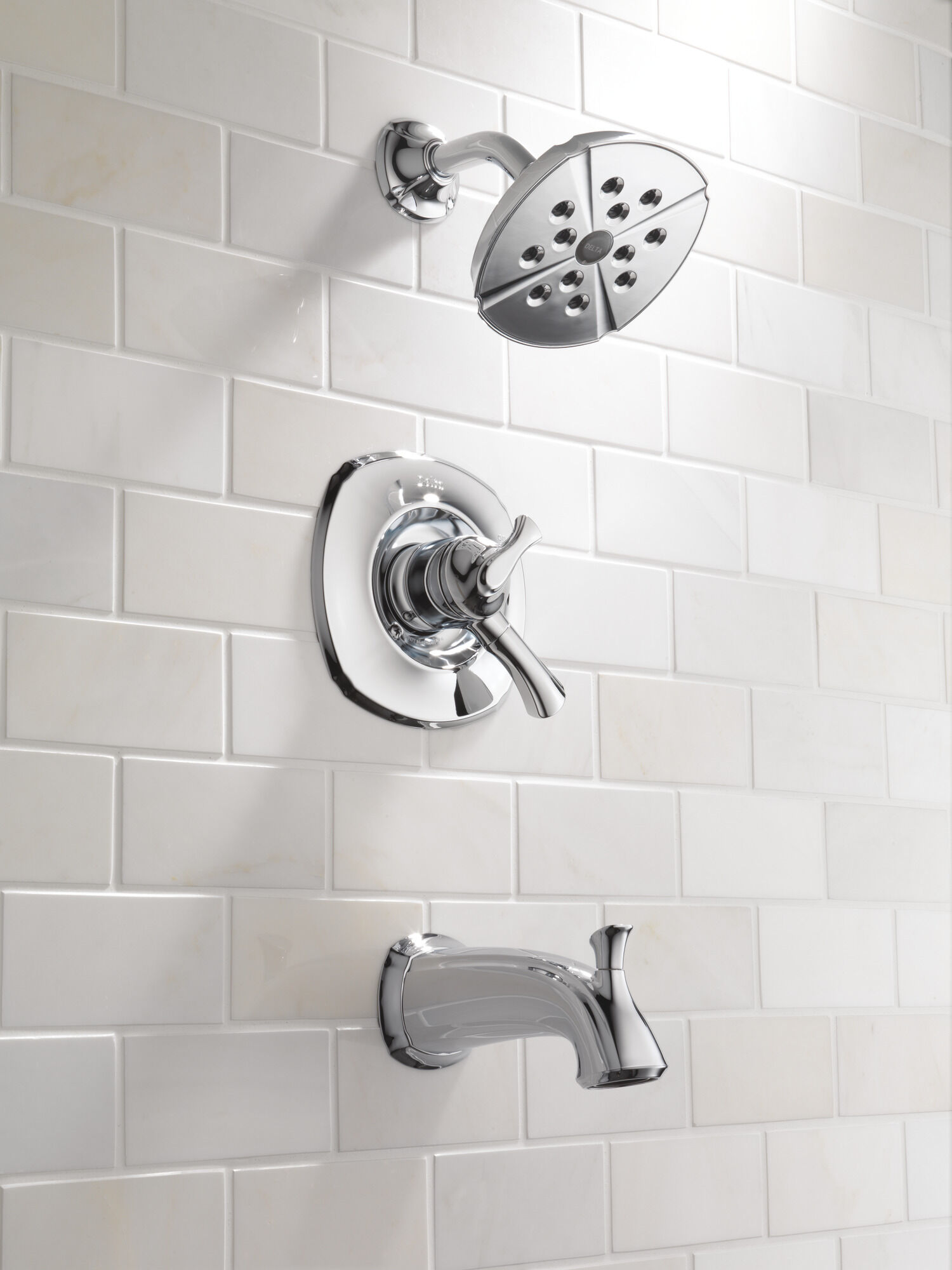 T17492-CZ Monitor® 17 Series H2Okinetic® для ванны и душа Delta Faucet Addison Шампанское бронза  - Вид №1