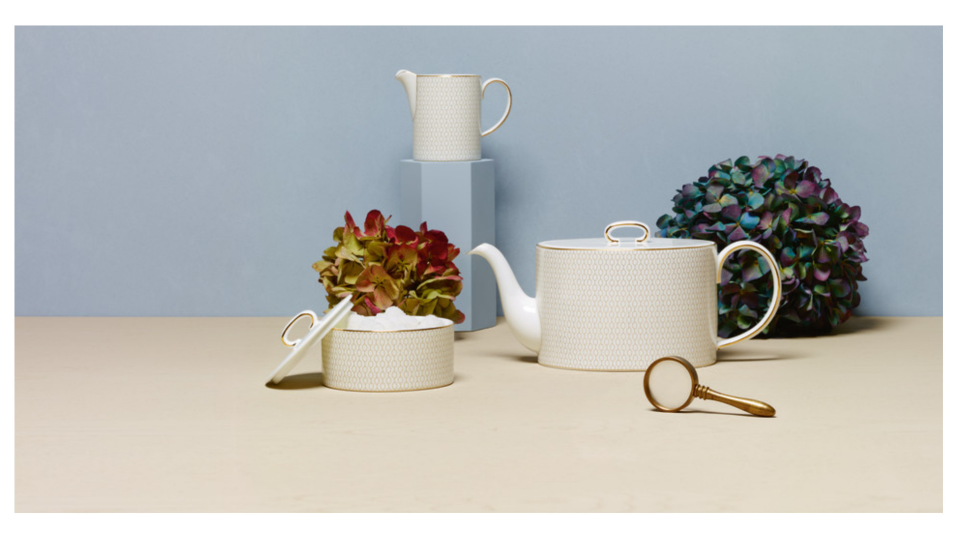 10671513 Wedgwood Набор из молочника и сахарницы Wedgwood Аррис Фарфор костяной  - Вид №2