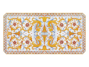 Стол из лавового камня