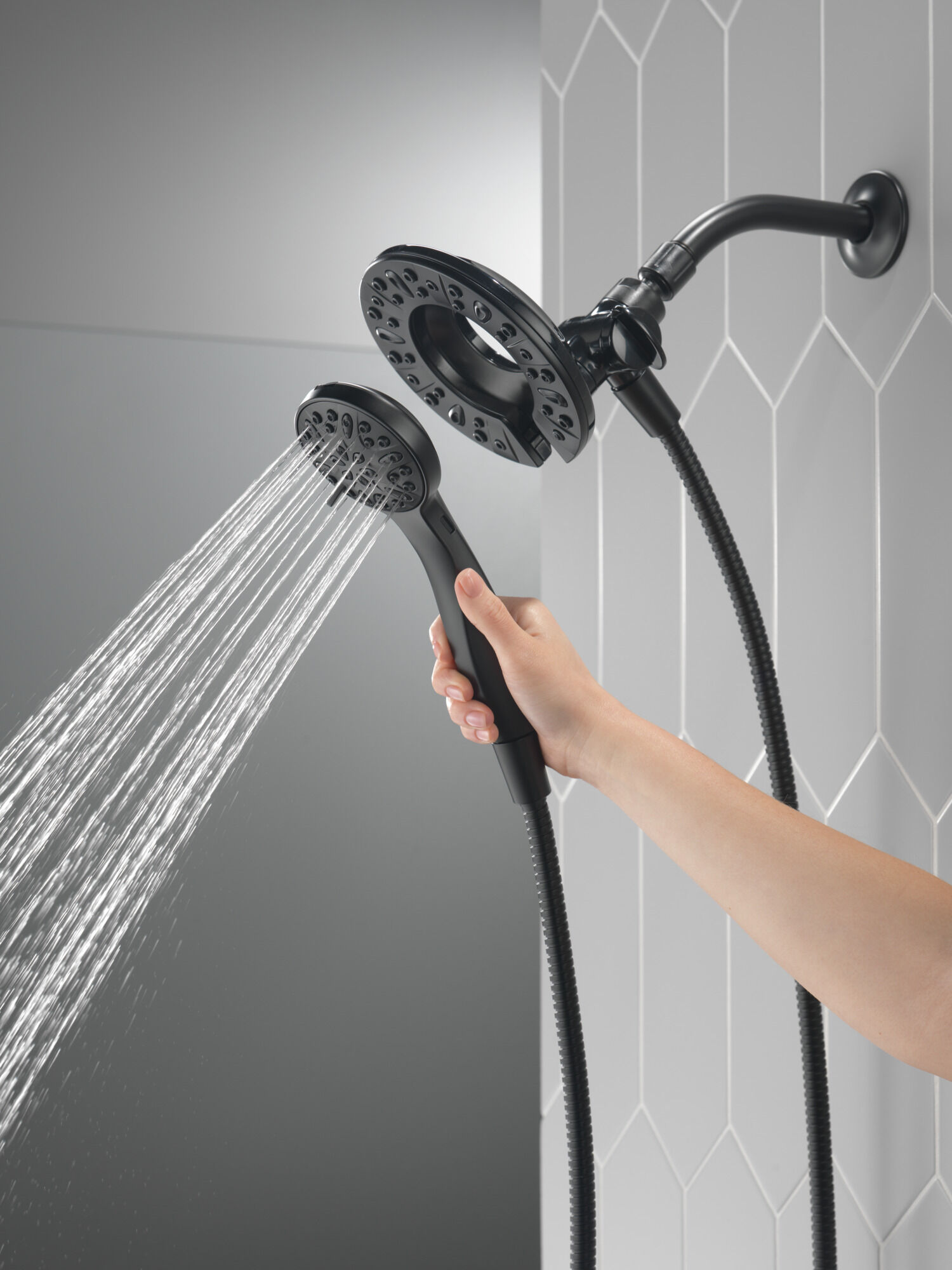 75491BL In2ition® Душ два в одном с 4 настройками Delta Faucet DELTA Матовый черный - Вид №5