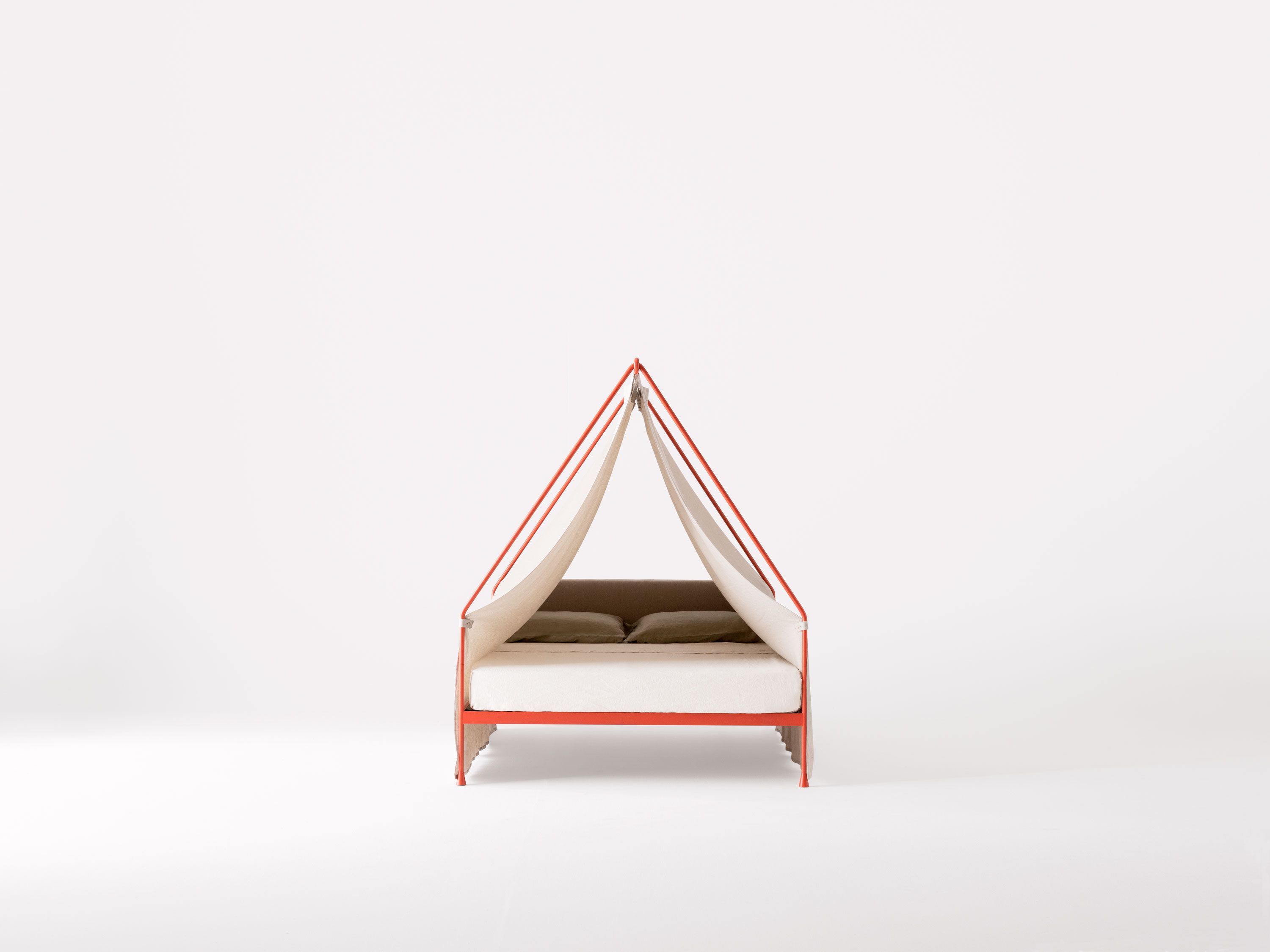 Двуспальная кровать из кованого железа с мягким изголовьем Lispi VETTA ARCH-00085027 - Вид №4