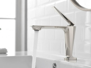 Однорычажный смеситель для раковины