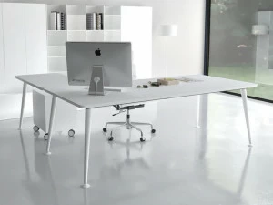 Elitable Стол угловой из лакированной древесины Joy