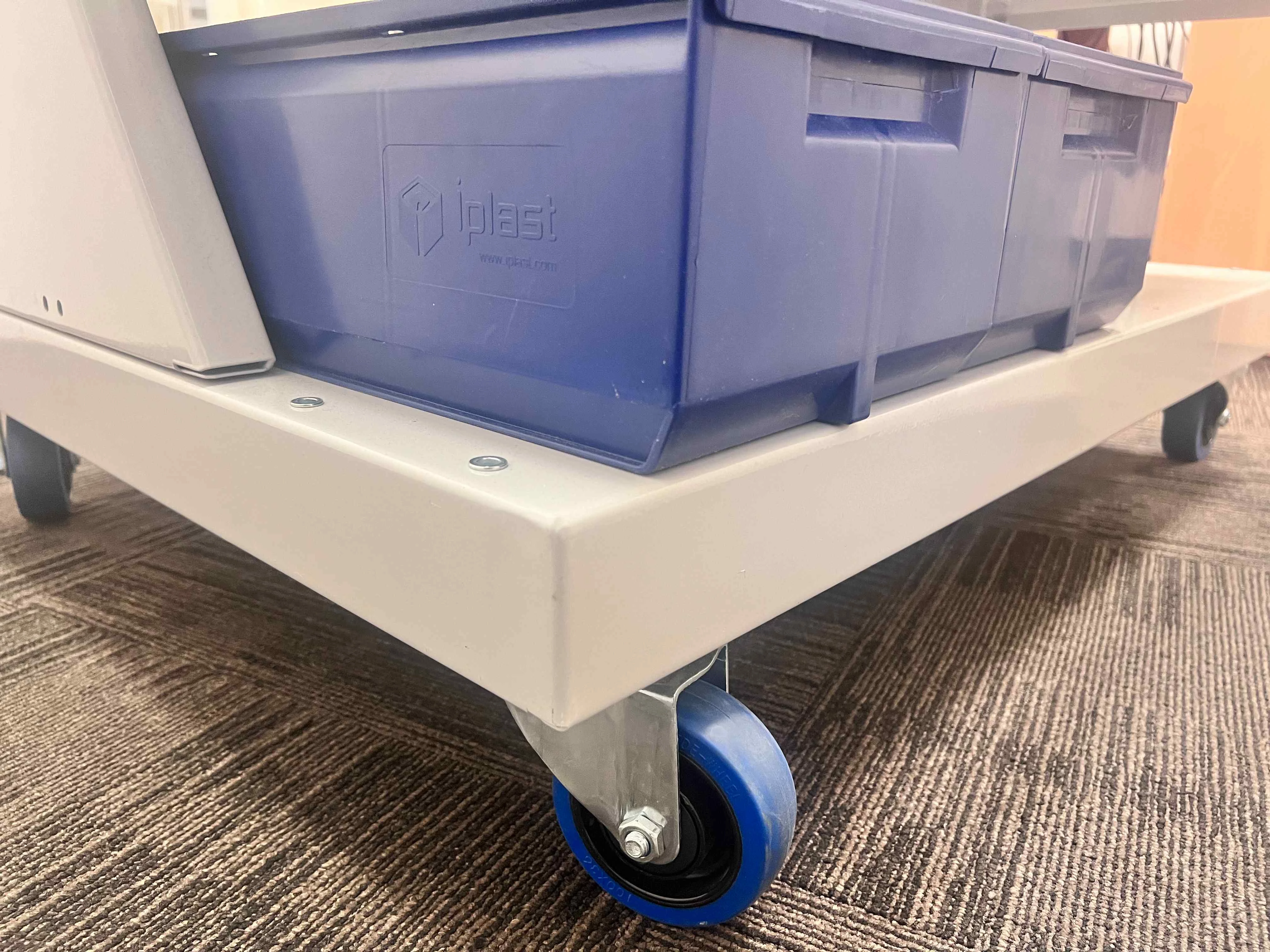 Передвижная стойка CTR 4B.0 Верстакофф 134102 - Вид №2