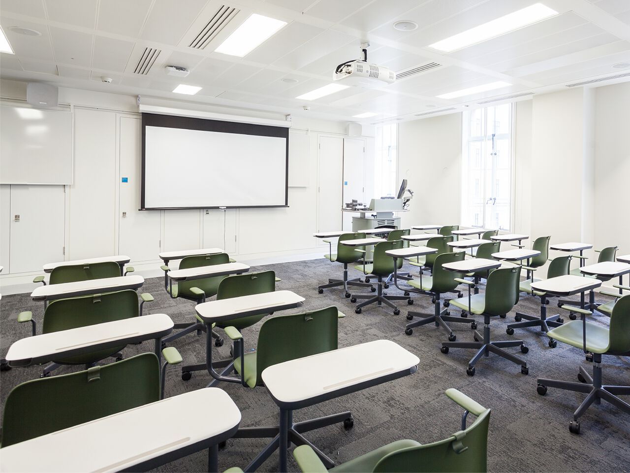 Стул конференции с подлокотниками 5 спиц Howe SixE ARCH-00014553 - Вид №2