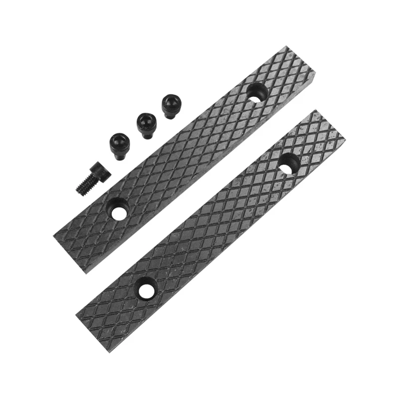 Губки сменные стальные для тисков слесарных 100 мм BERGER BG1342 Верстакофф 