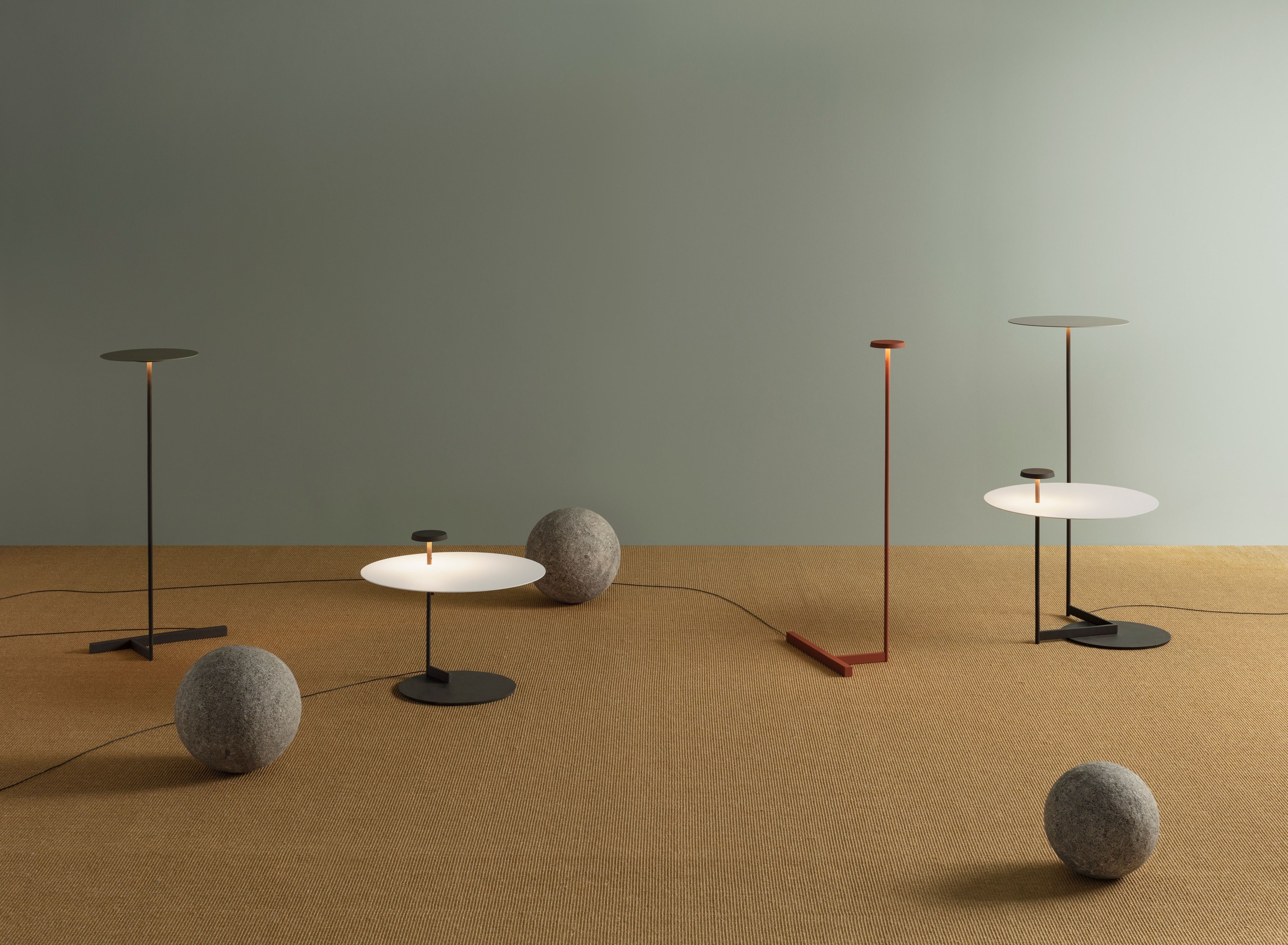 Металлическая светодиодная напольная лампа с полкой Vibia ARCH-00094273 - Вид №2