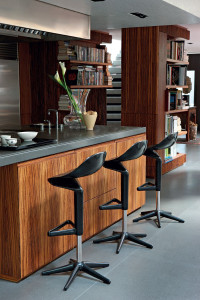 Полипропиленовый стул