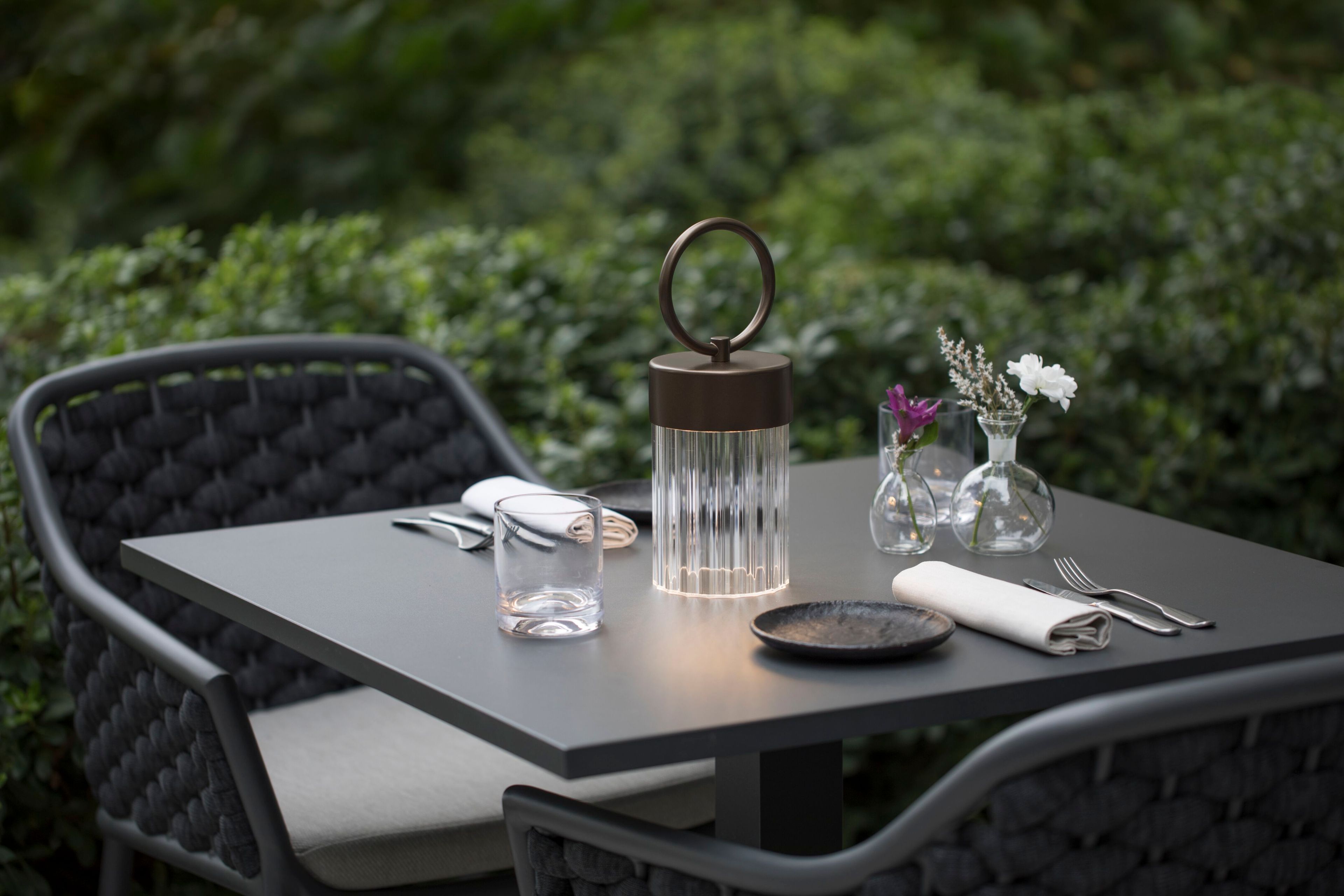 Светодиодная настольная лампа из плексигласа® с USB-зарядкой Contardi CLARETTA ARCH-00101103 - Вид №13