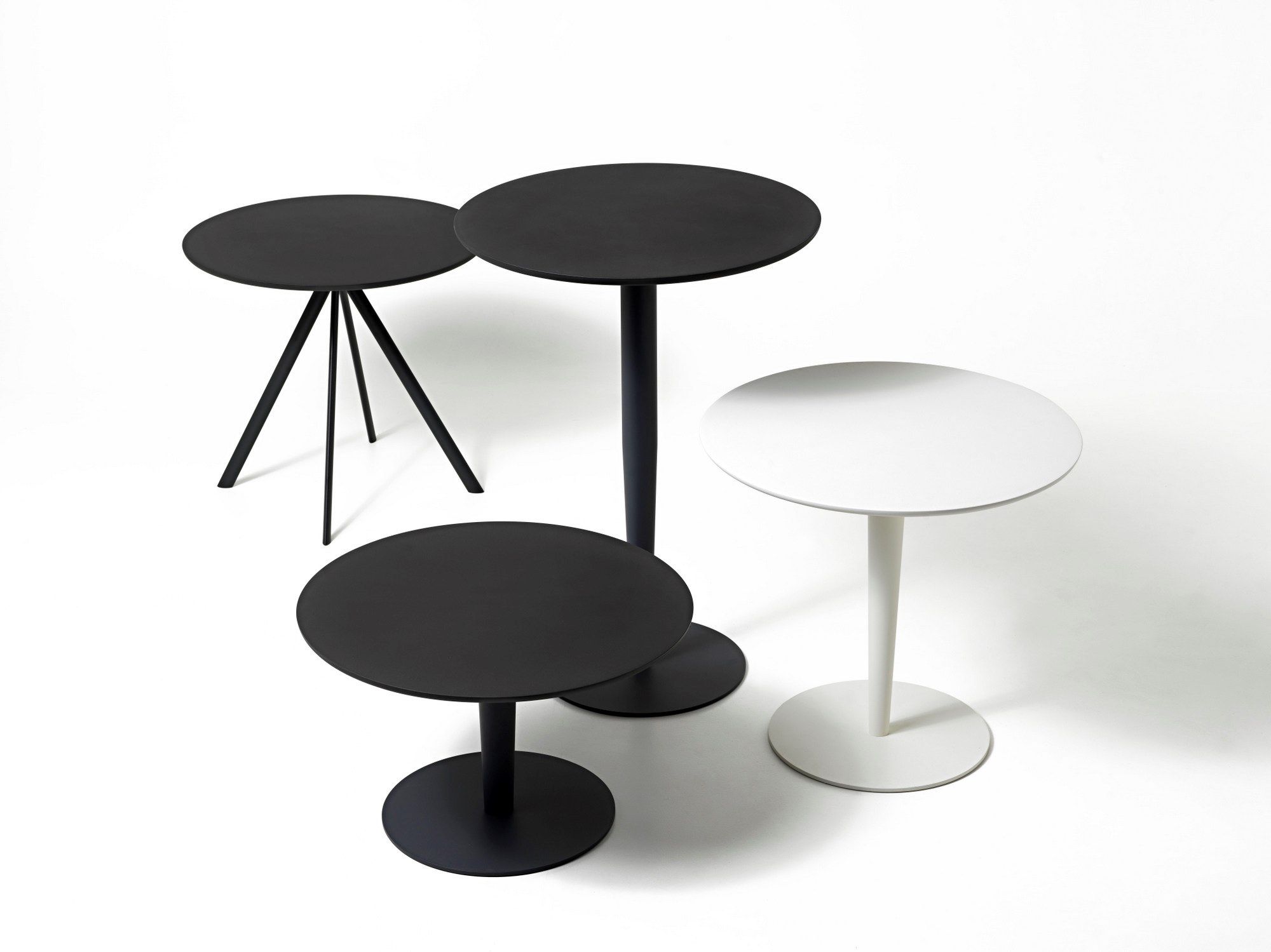 Круглый стол из полиэтилена Diemme ARCH-00087057 - Вид №1