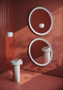 Настенное зеркало со встроенным освещением и керамической рамкой