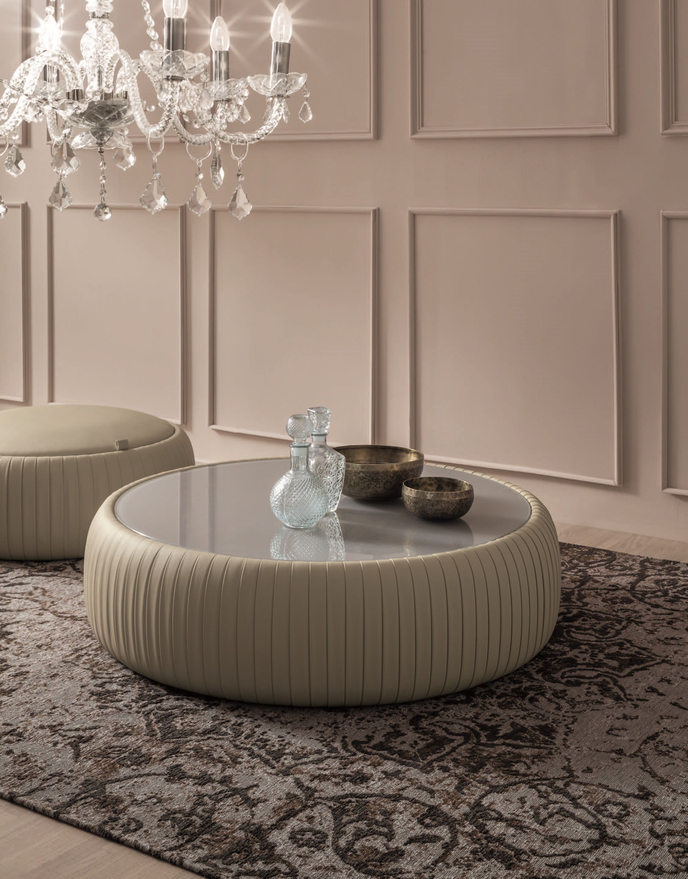 Низкий журнальный столик из искусственной кожи Tonin Casa плиссе ARCH-00026890 - Вид №1