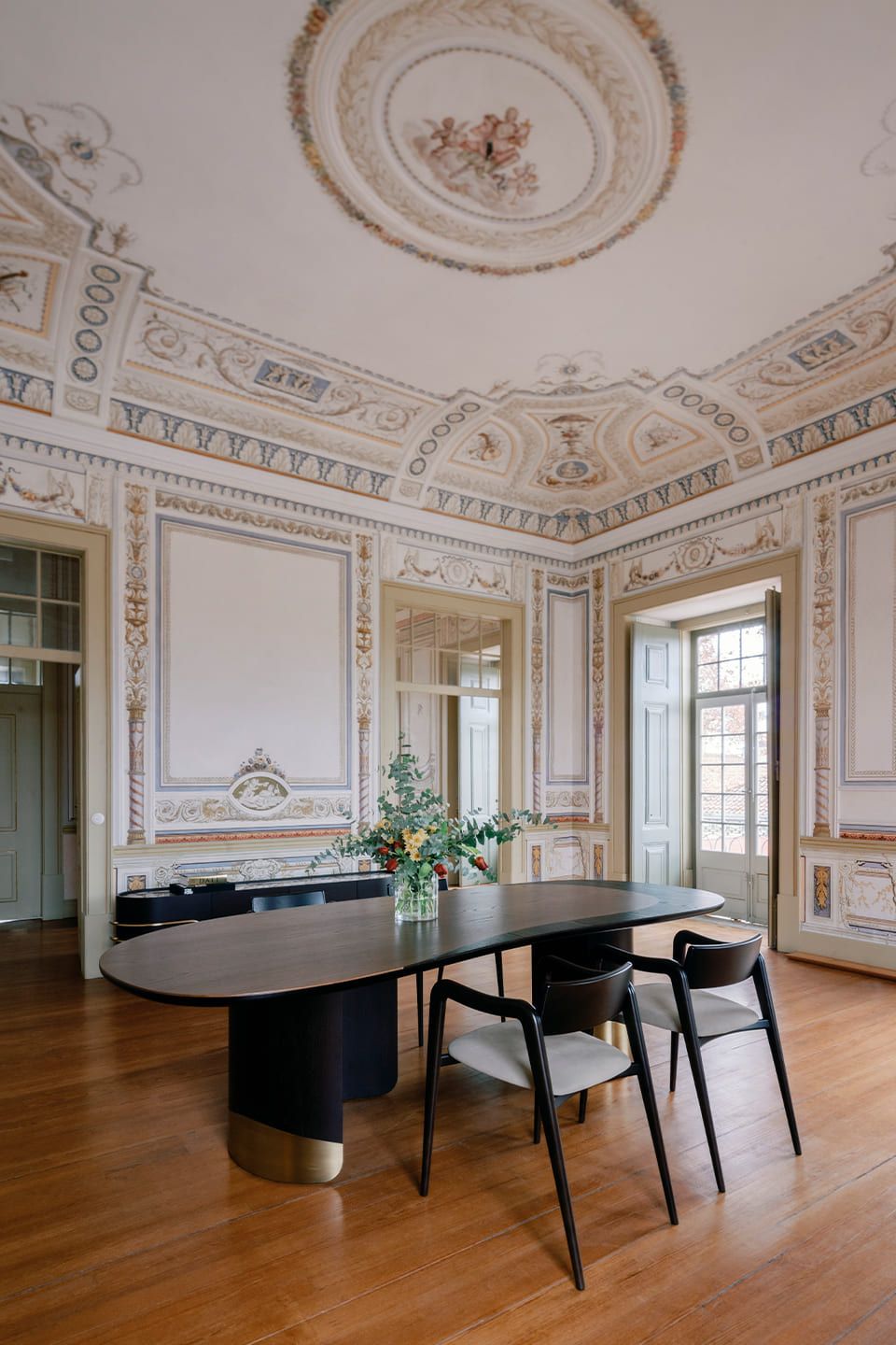 Обеденный стол из шпона Greenapple Armona ARCH-00010729 - Вид №3