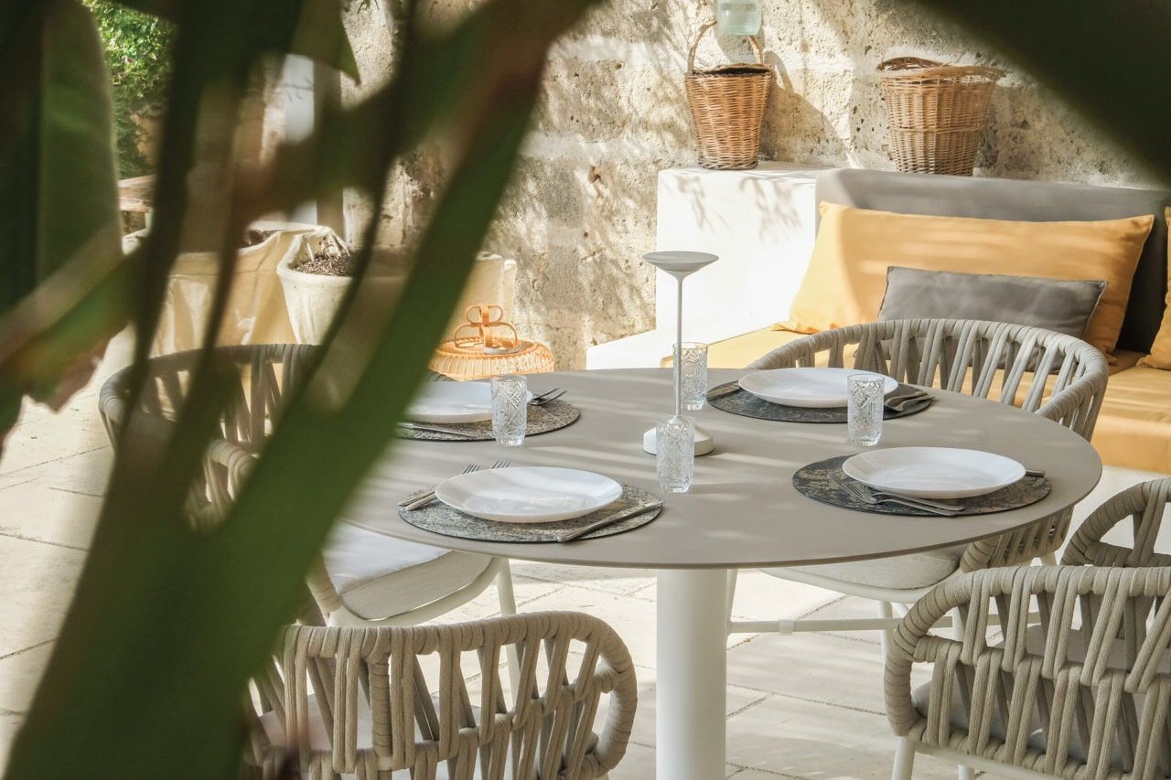 Штабелируемый садовый стул с подлокотниками DRIGANI Drop ARCH-00044870 - Вид №11