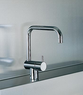 KV8 Бассейн vola 