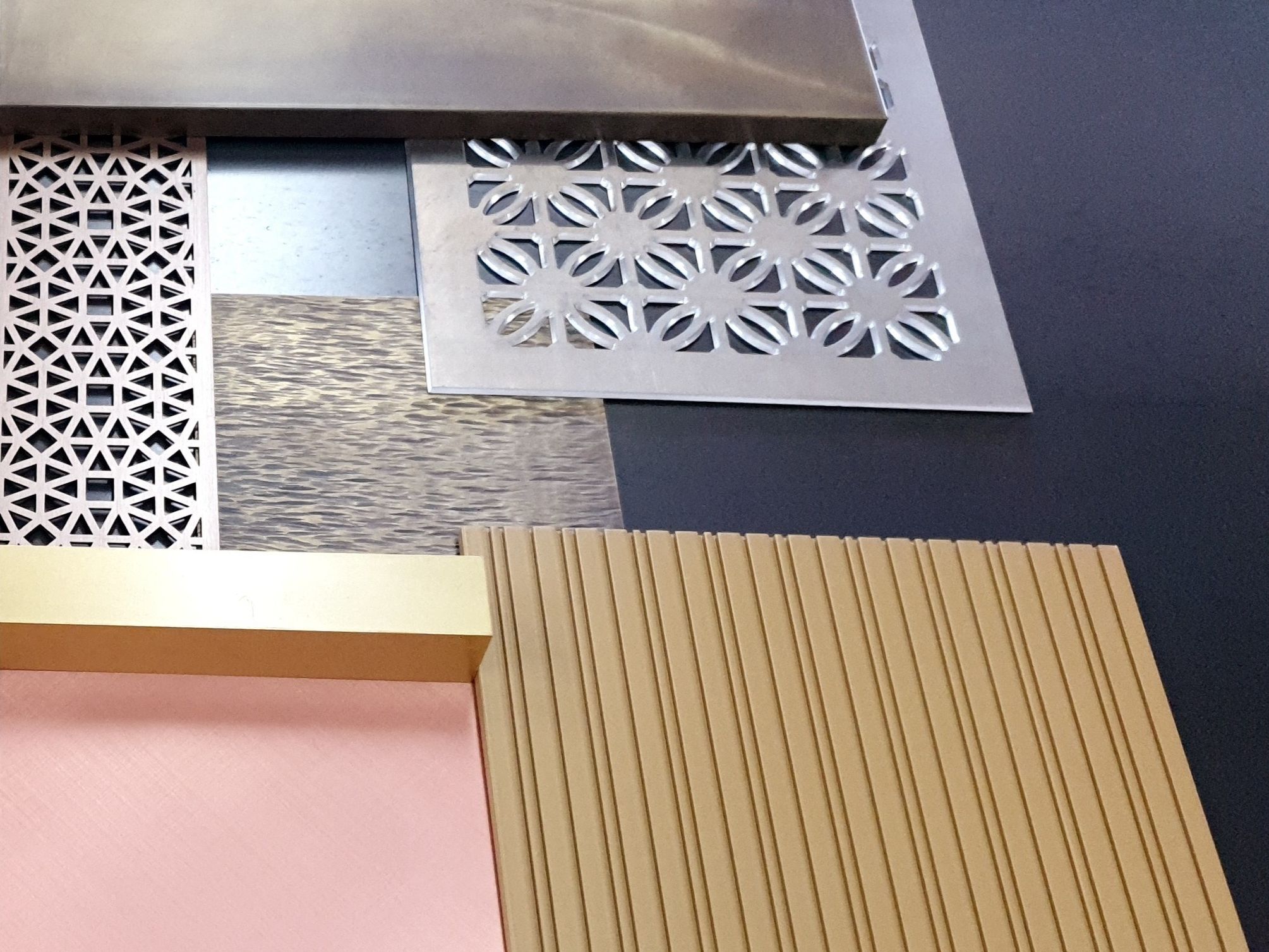 Металлообработка для мебельных магазинов YDF LAVORAZIONE CUSTOM DEL METALLO ARCH-00000205