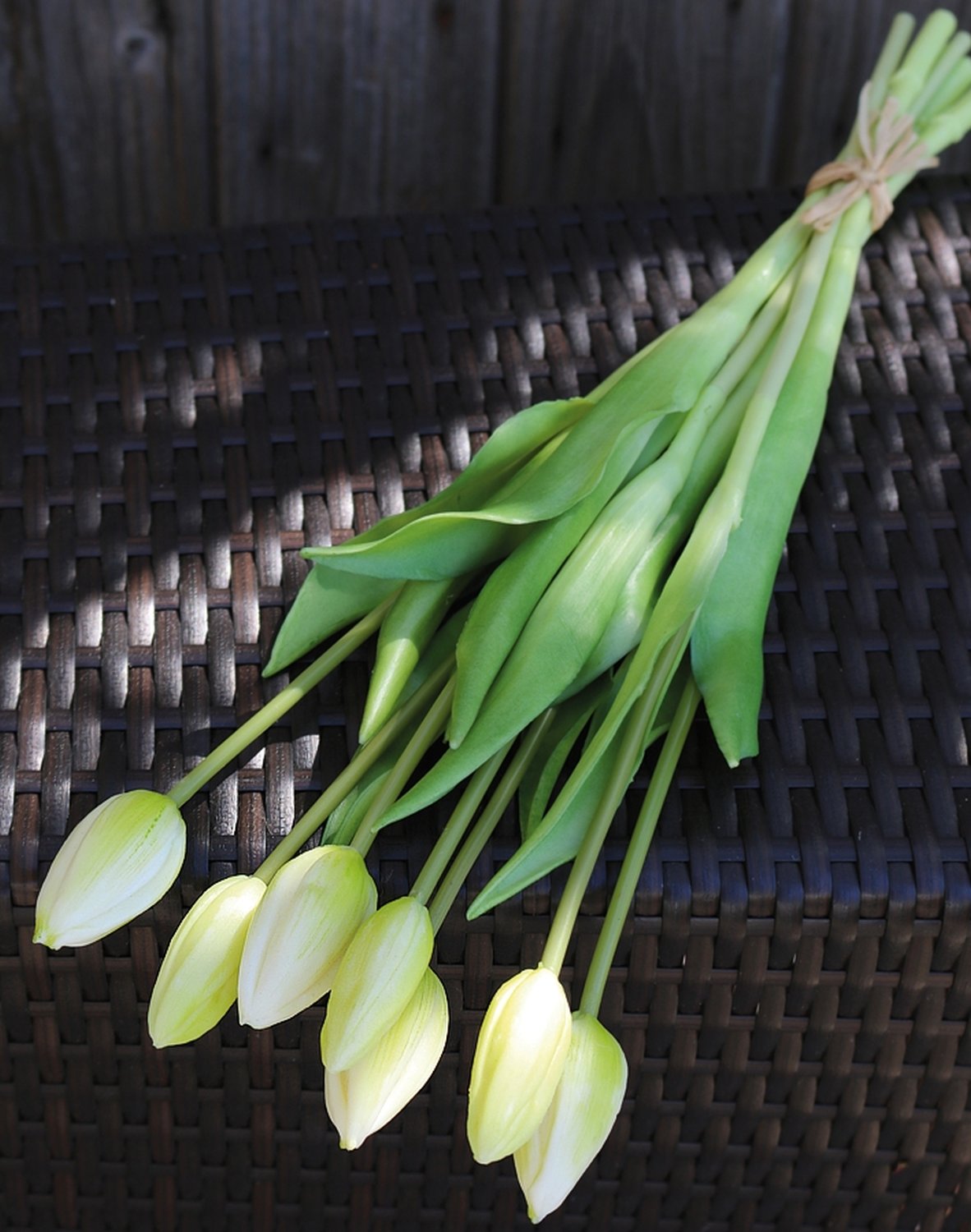 2942 708 a3 Букет тюльпанов из шелка, 7-кратный, 44 см, real touch, бело-зеленый H-andreas  - Вид №2