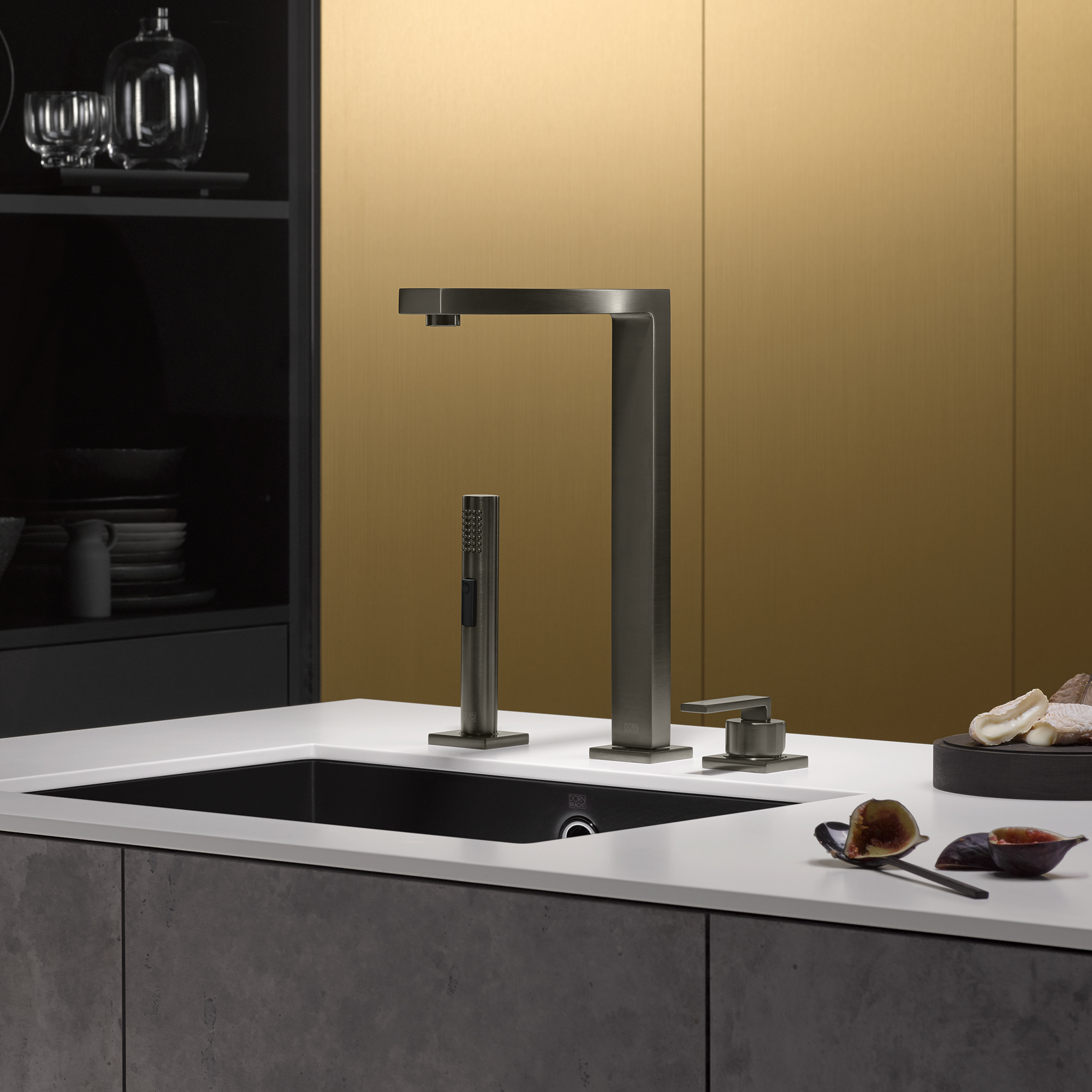 ЛОТ Смеситель на два отверстия с отдельными розетками - Темный Хром DornBracht Lot 32800680-19 - Вид №1