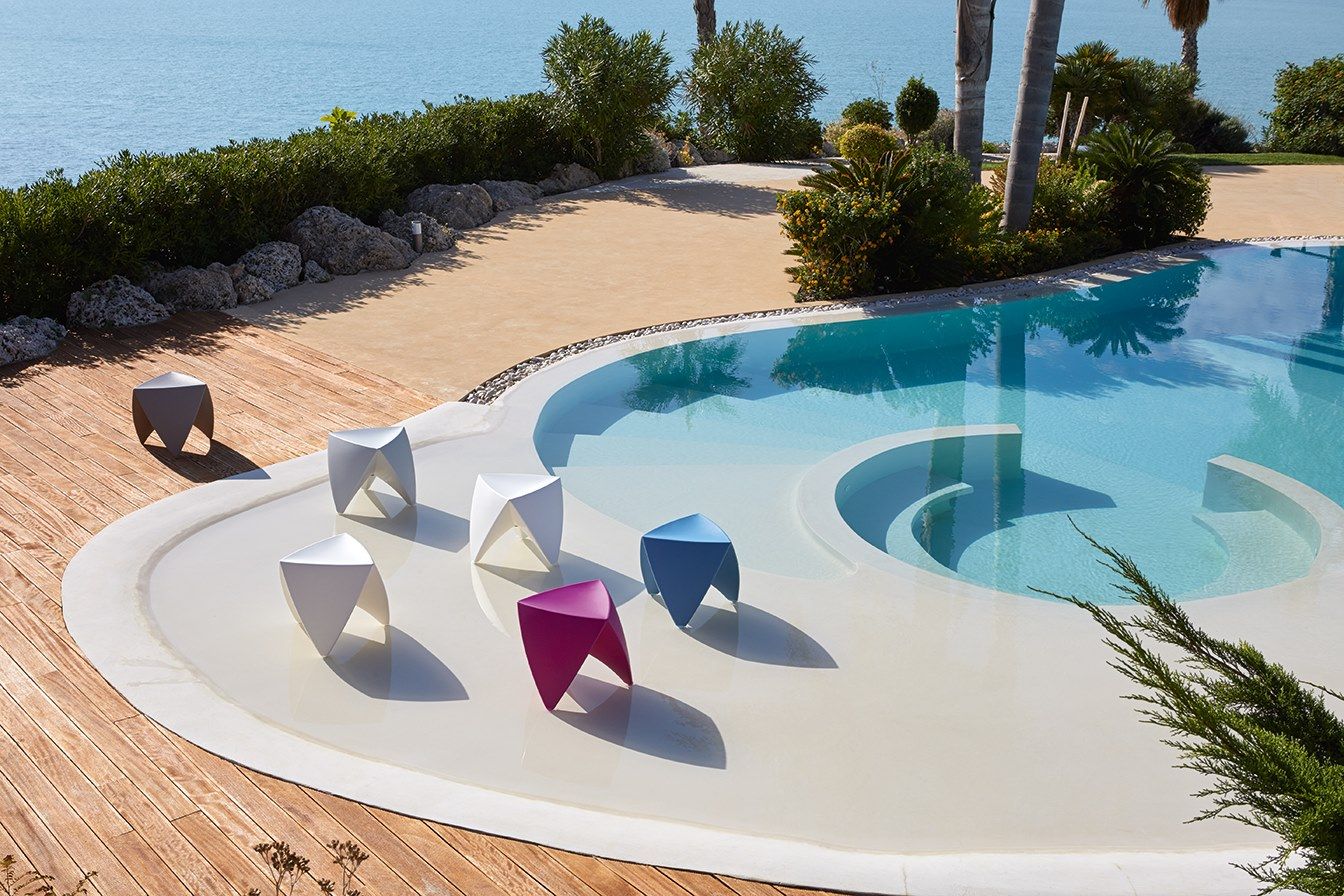 Круглый журнальный столик Poleasy® MY YOUR MR. LEM ARCH-00014309 - Вид №1