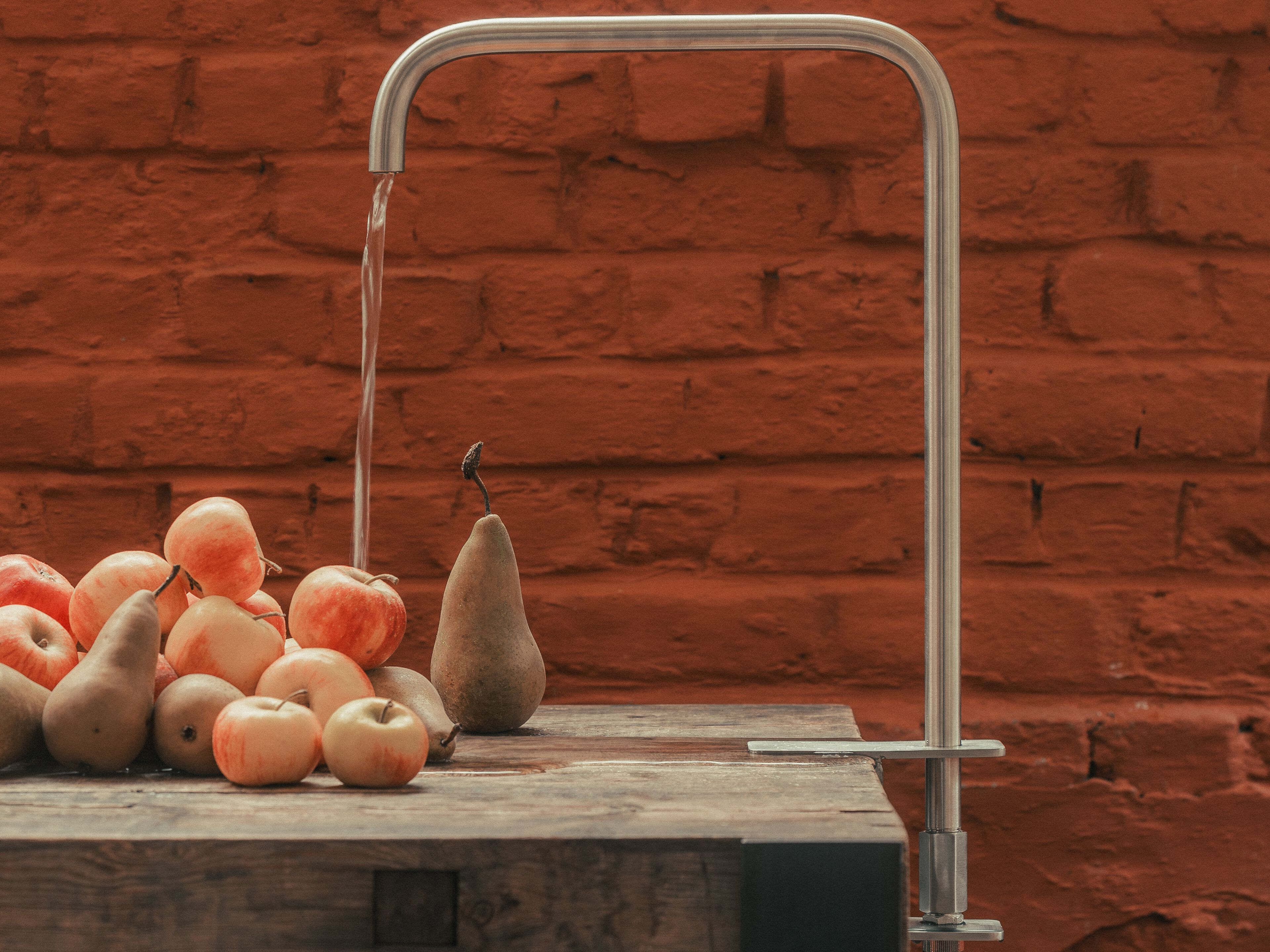 Передвижной садовый кран TRADEWINDS THE FOUNT ARCH-00127938 - Вид №1