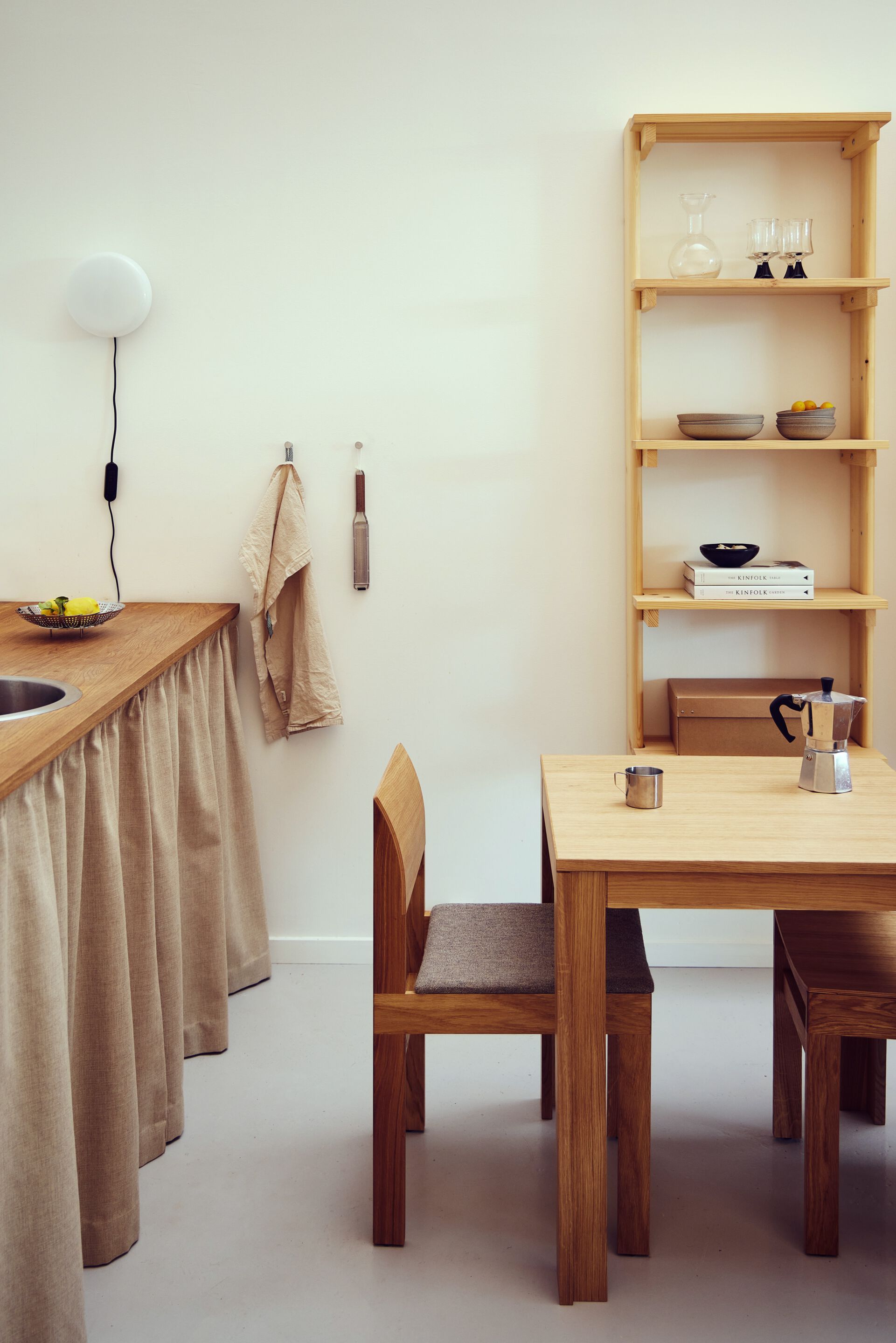 Квадратный дубовый стол Form & Refine ELEMENT ARCH-00027961 - Вид №7