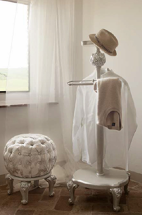 Вешалка CAPRI VOLPI 2049 Classic