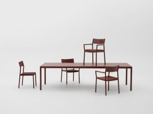 Алюминиевый стул с подлокотниками