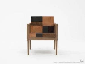 KARPENTER Кресло из дерева с подлокотниками Katchwork